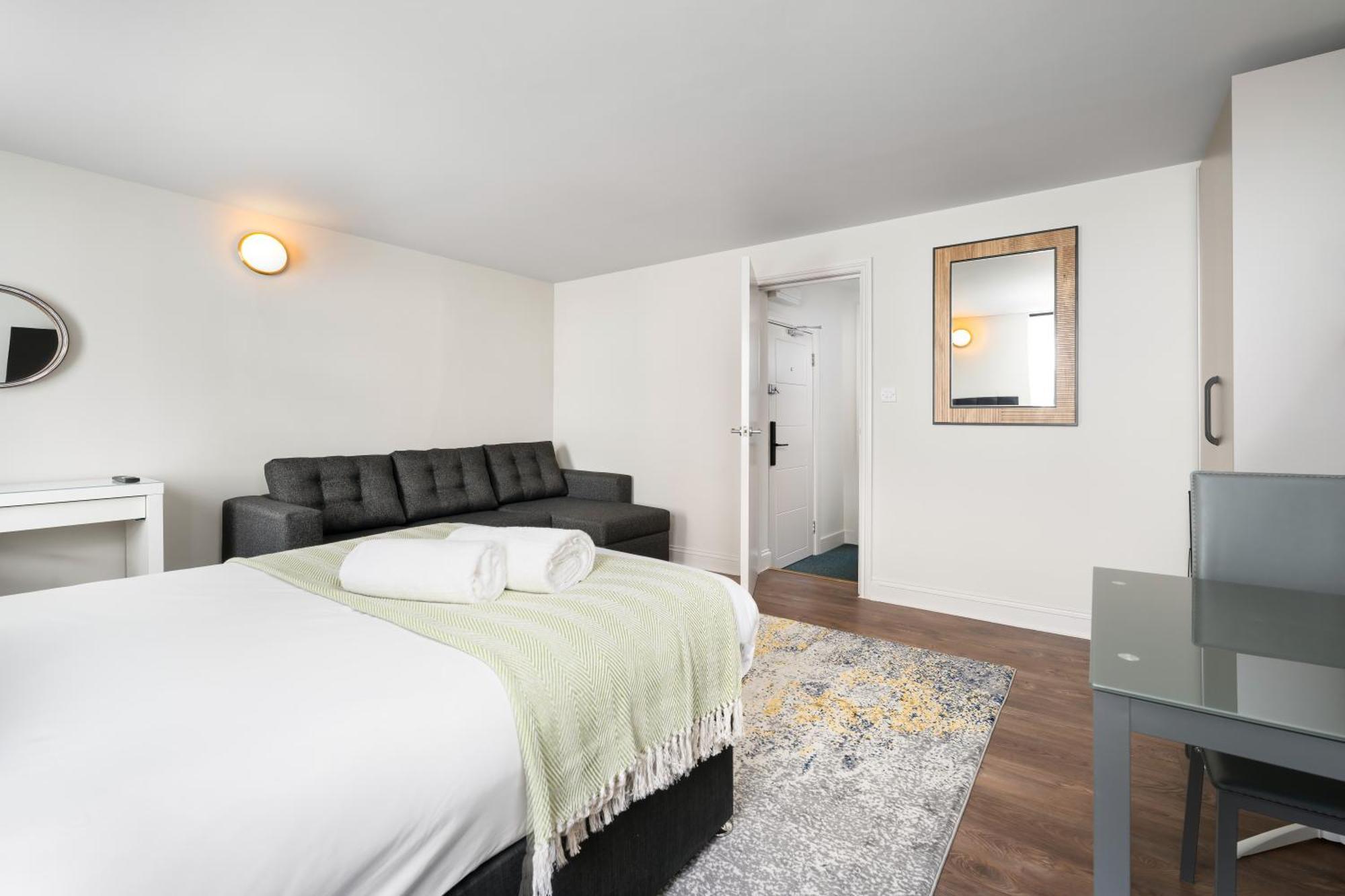 Fitzrovia Modern Apartment London
