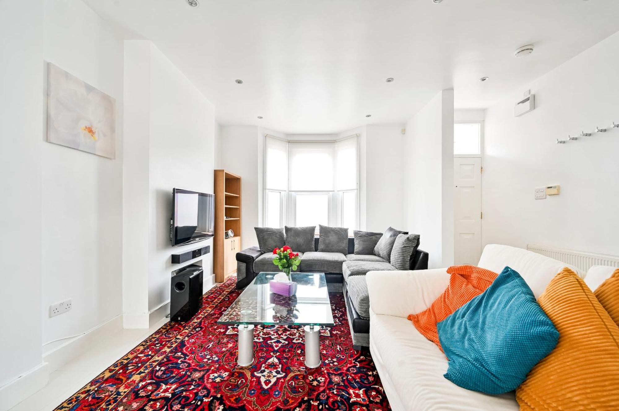 Lovely 4 Bedrooms Entire House In Hammersmith Apartment