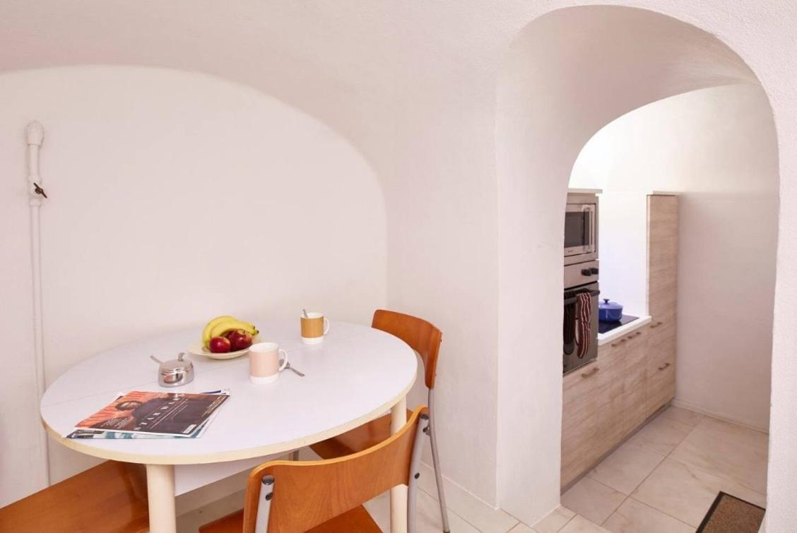 Charming Flat In Knightsbridge * London