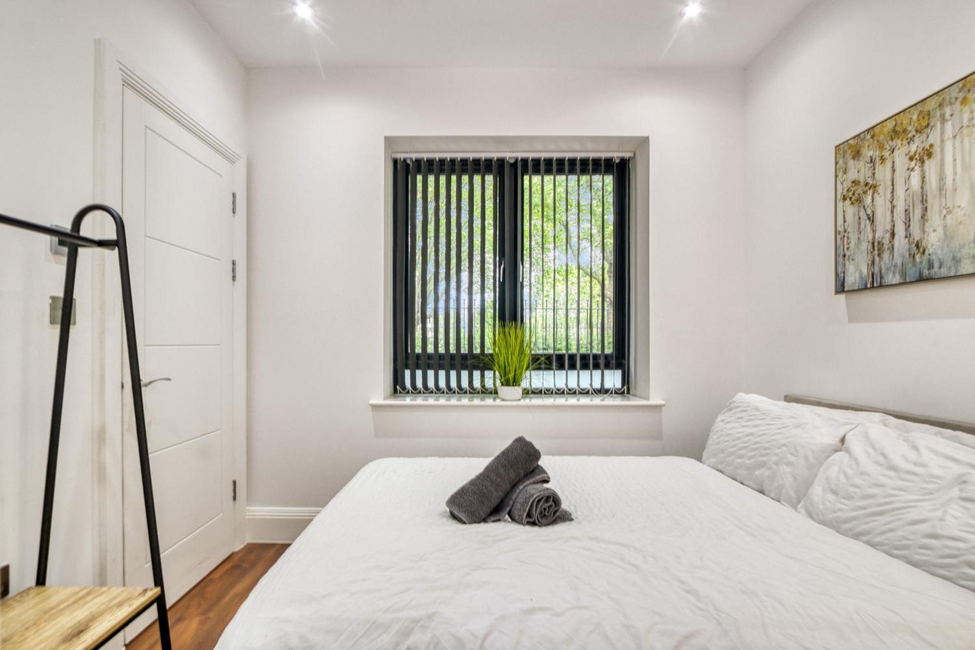 Apartment Unique Stylish Duplex 2br 2ba Balcony London