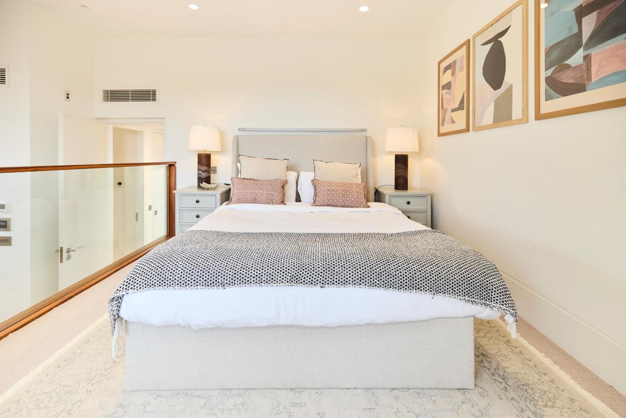 The Hampstead Garden Hideaway - 5bdr With Pool And Garden Apartment London
