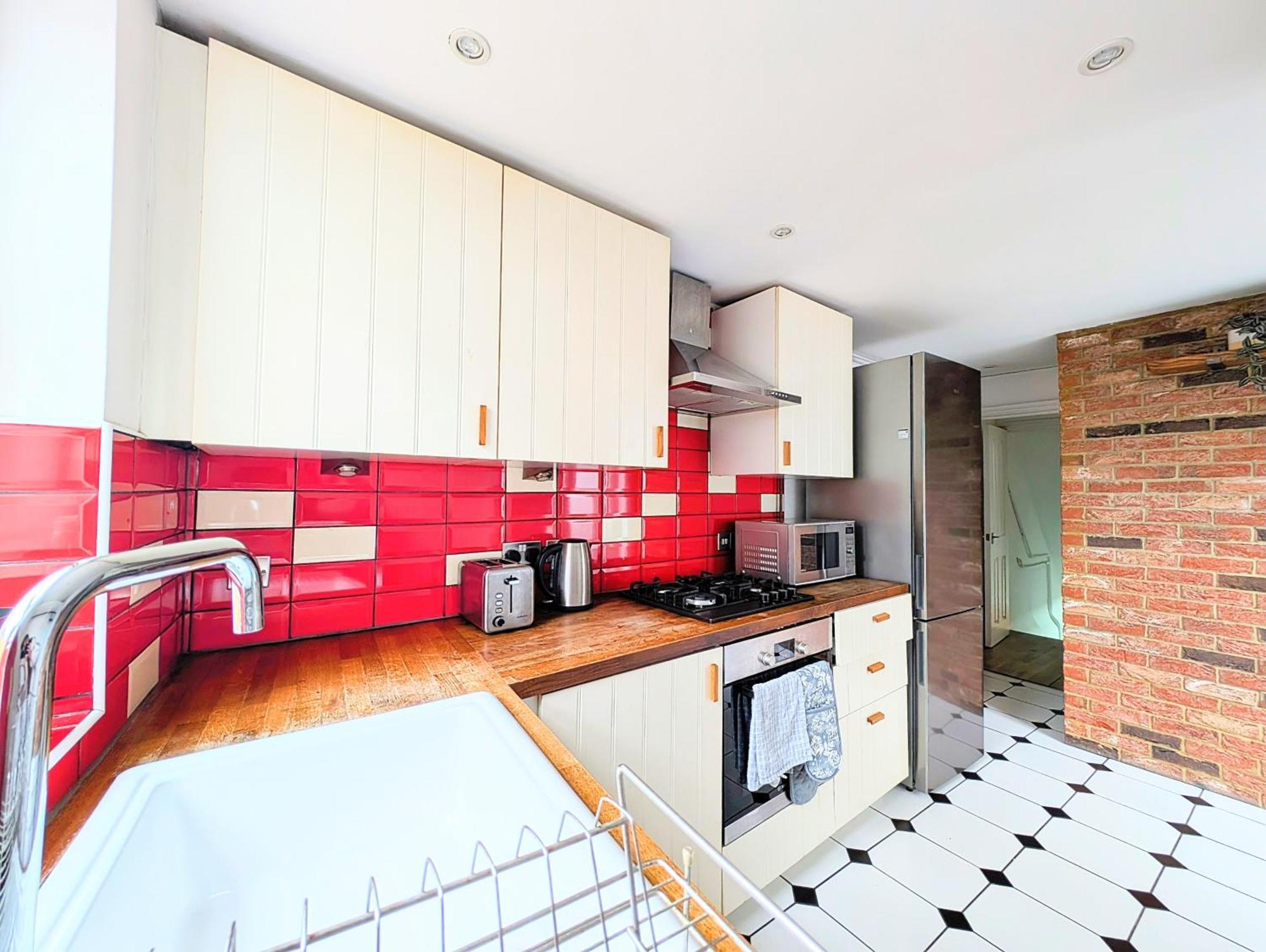 Beautiful 2bed In Brixton Apartment