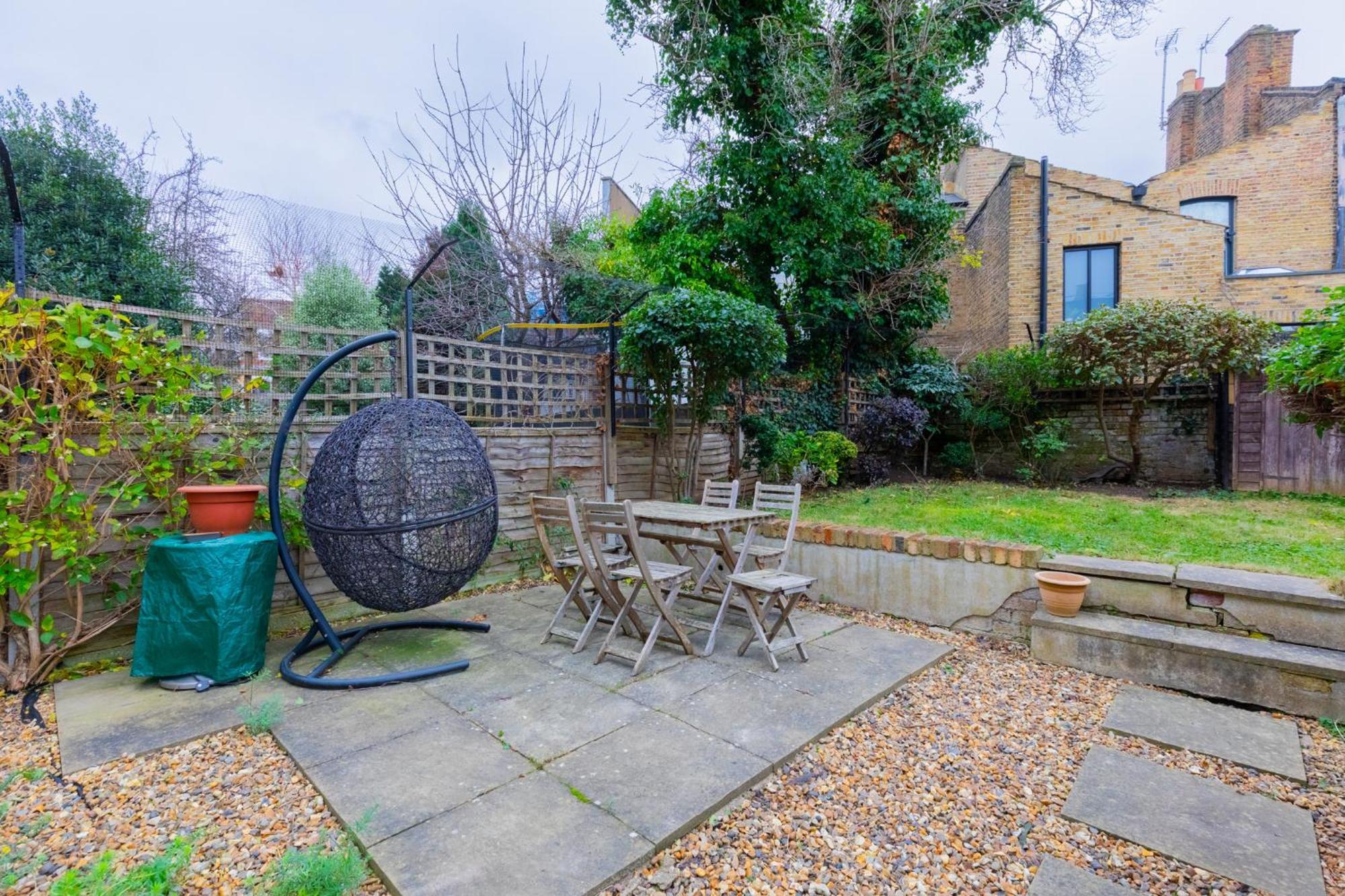 Tranquil 1bd Flat Stoke Newington *