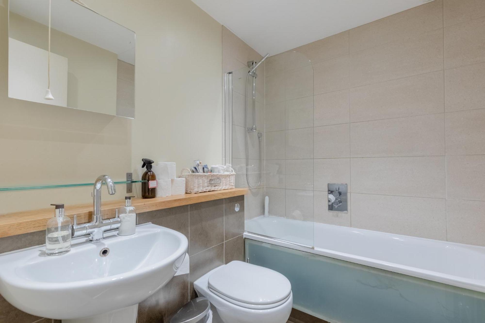 Apartamento Tranquil 1bd Flat Stoke Newington