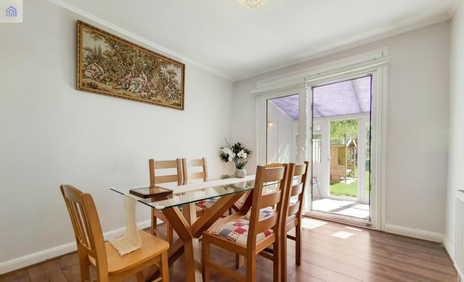 Eejs Charming 3 Bed - With Large Garden Hostel London