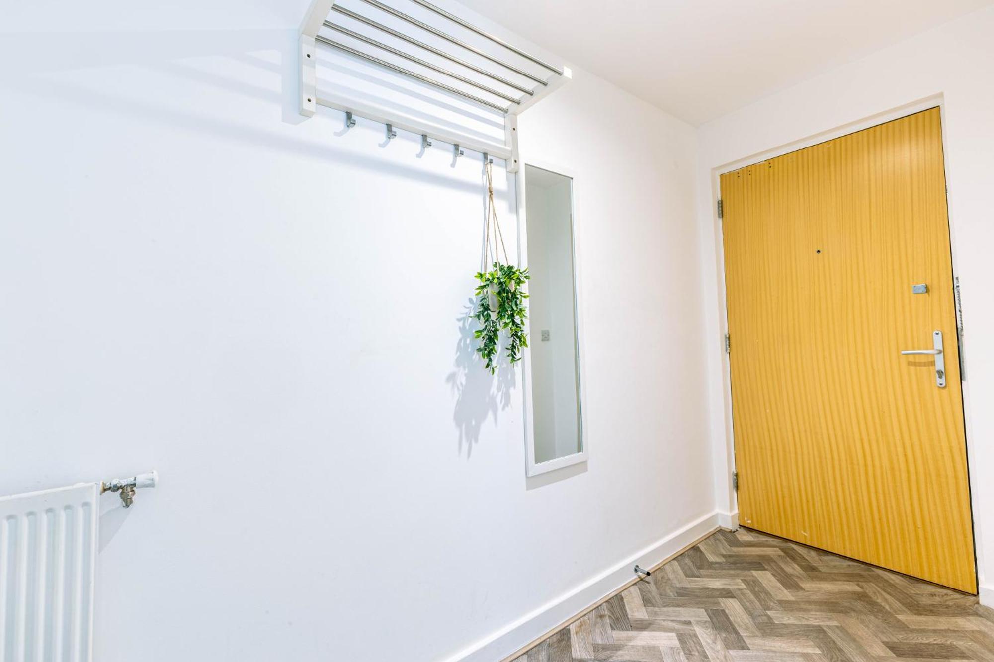 Relaxing 2-bed Retreat * London