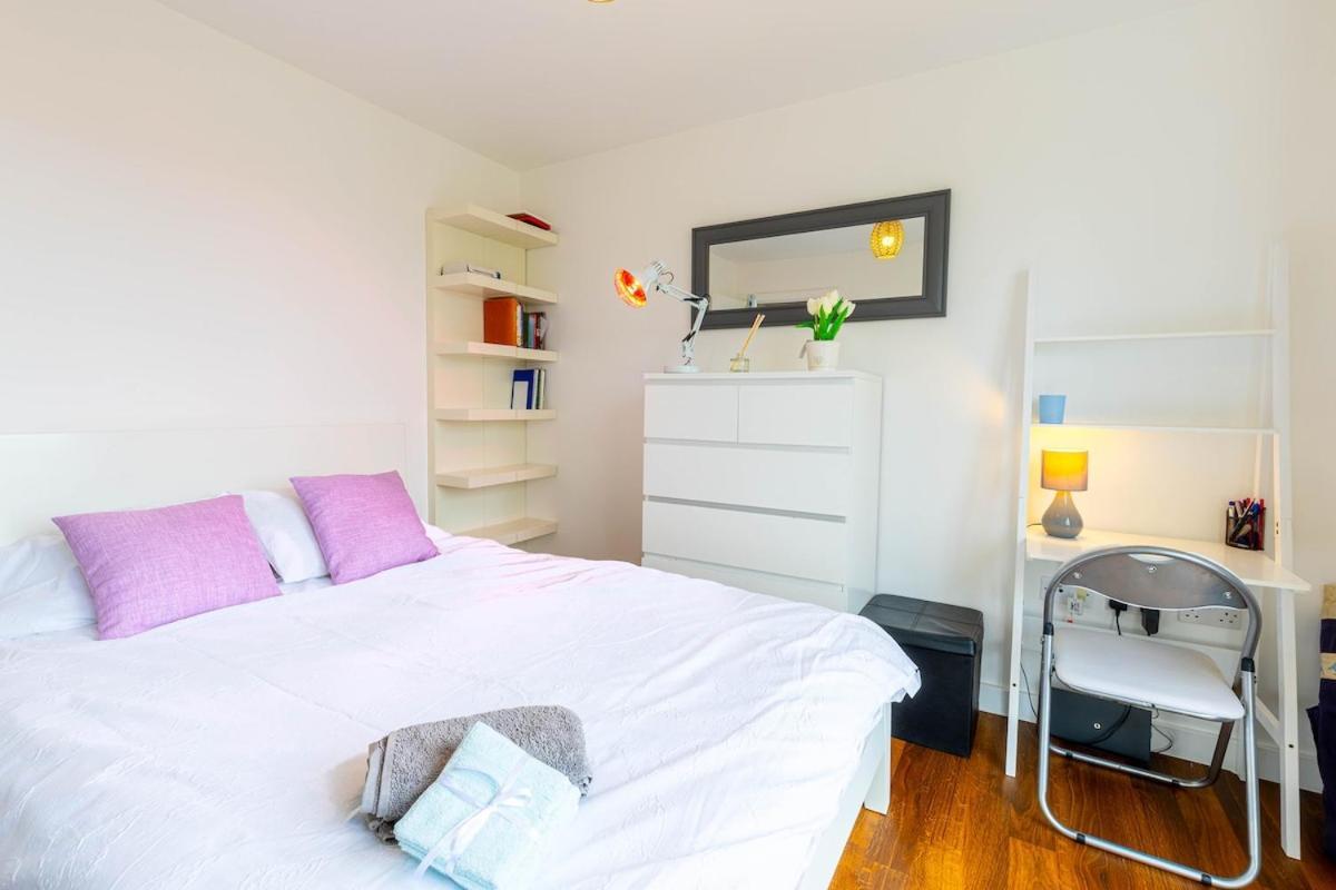 Apartment Relaxing 2-bed Retreat *