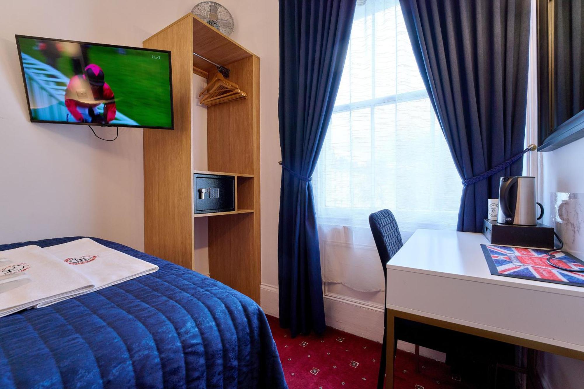 Hotel Jubilee Victoria 3*