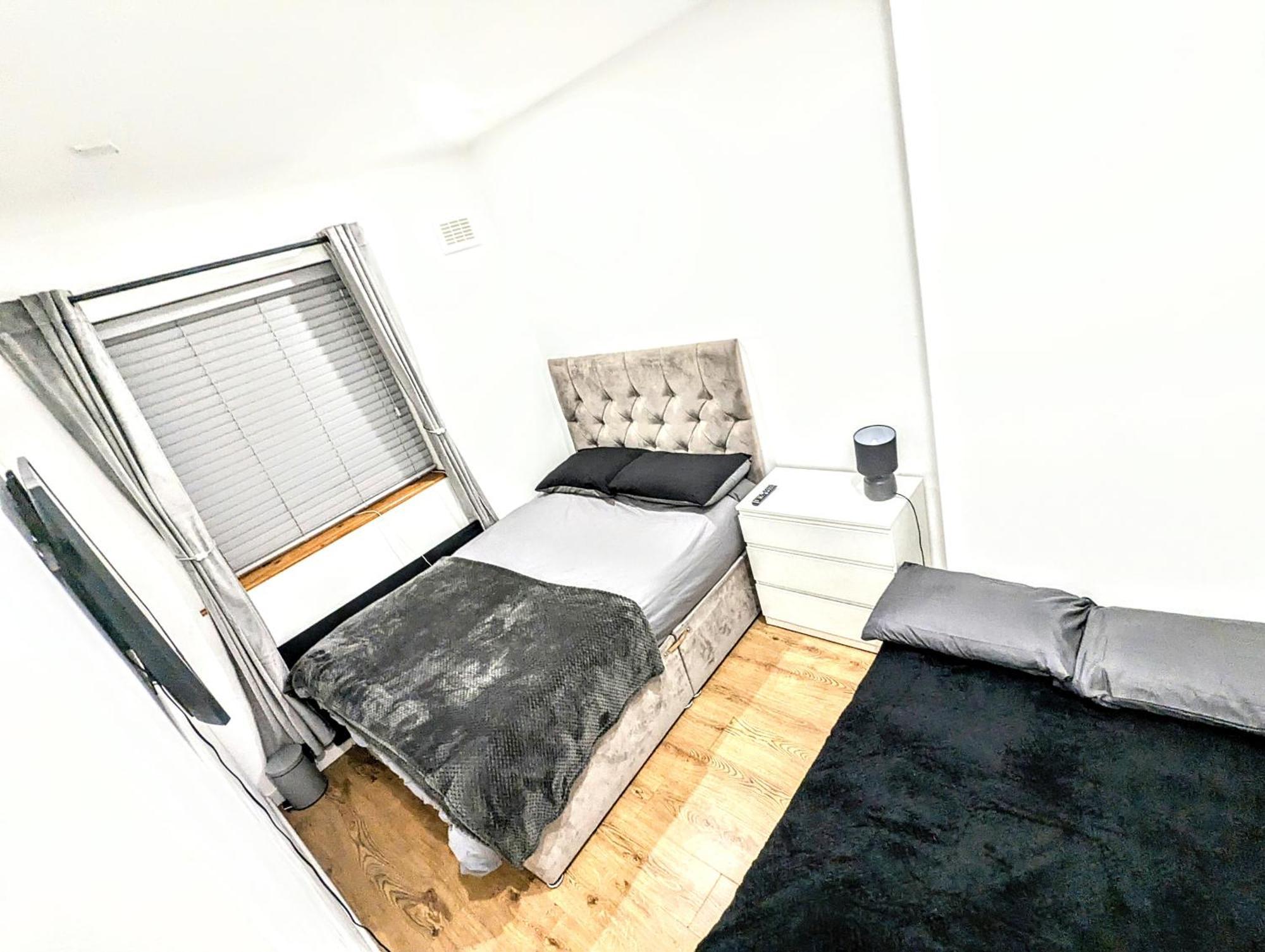 Apartamento Bromley Serviced - Beckenham Place Park - - 2 Bed House - Free Parking - 2 Beds 1 Sofabed *