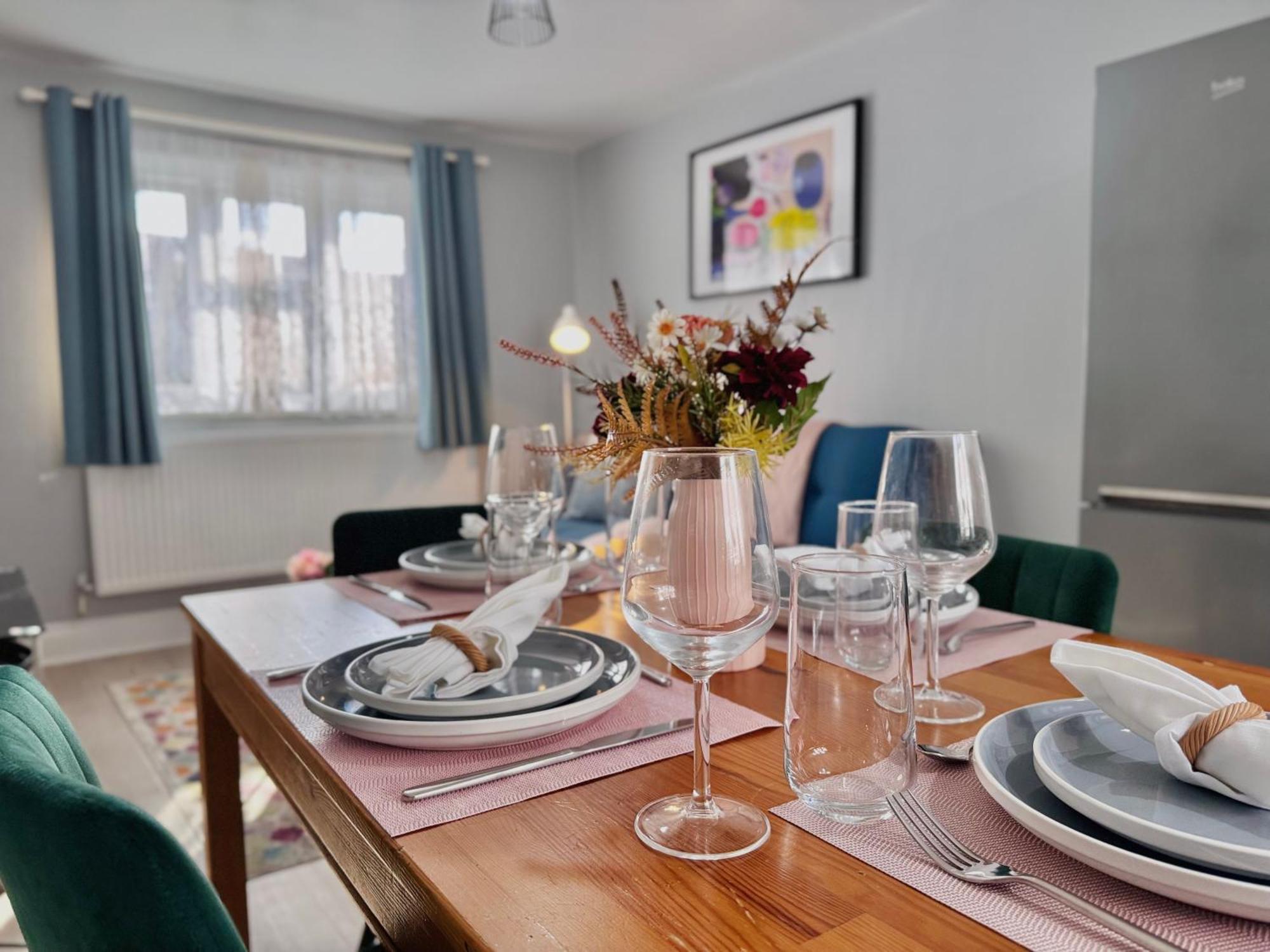 Garden 1-bed Flat 30min To Downtown & Free Parking London