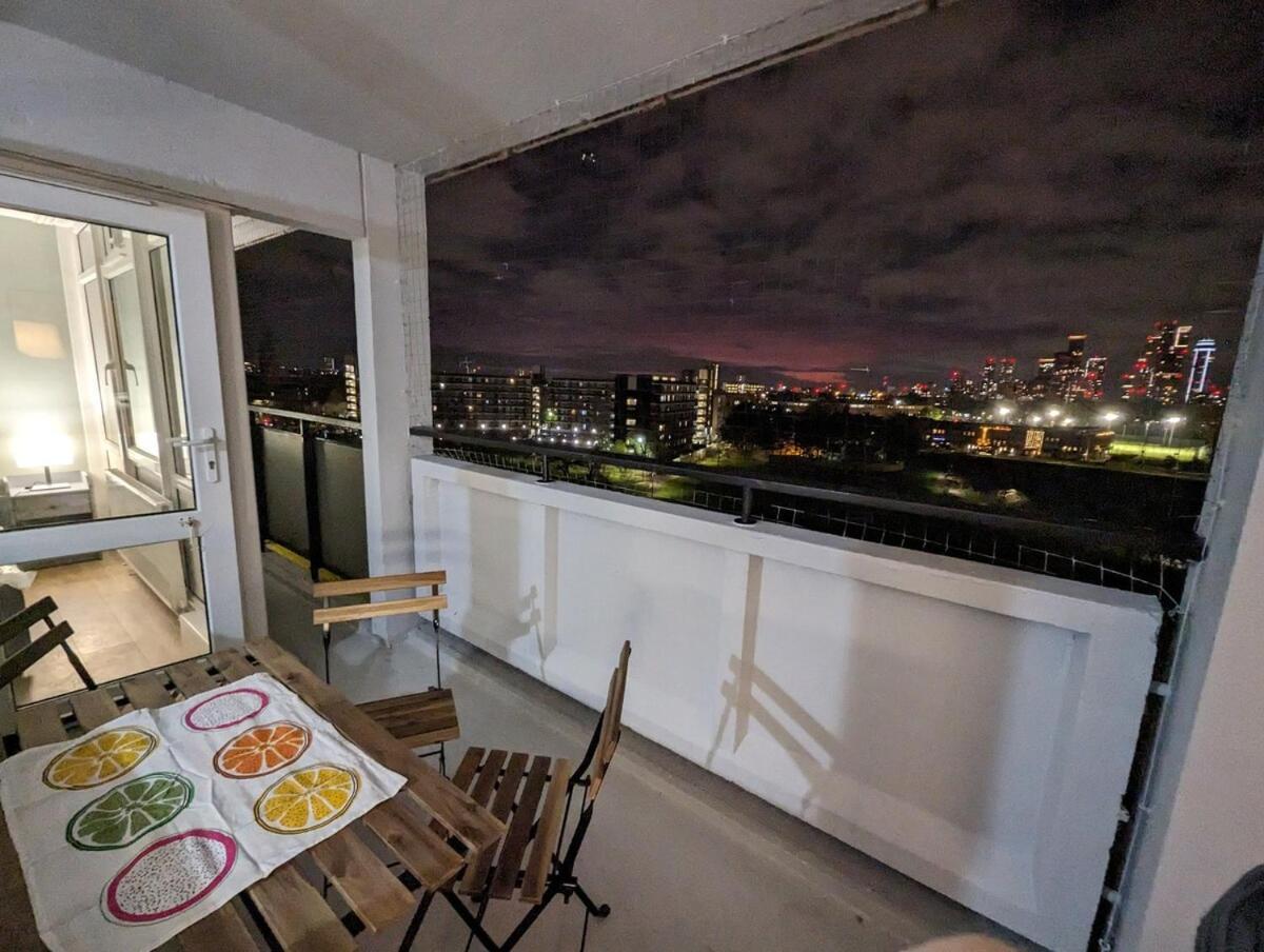 Panoramic View Two-bedroom Flat London