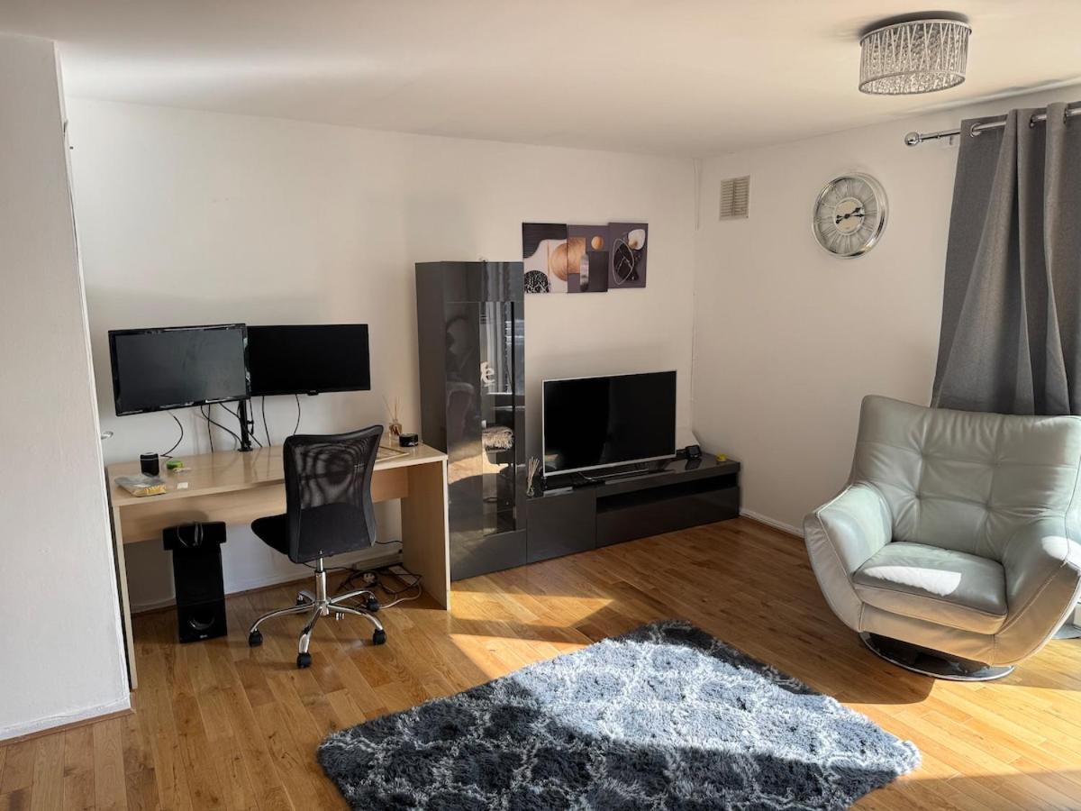 Modern 2 Bedroom Terrace Apartment