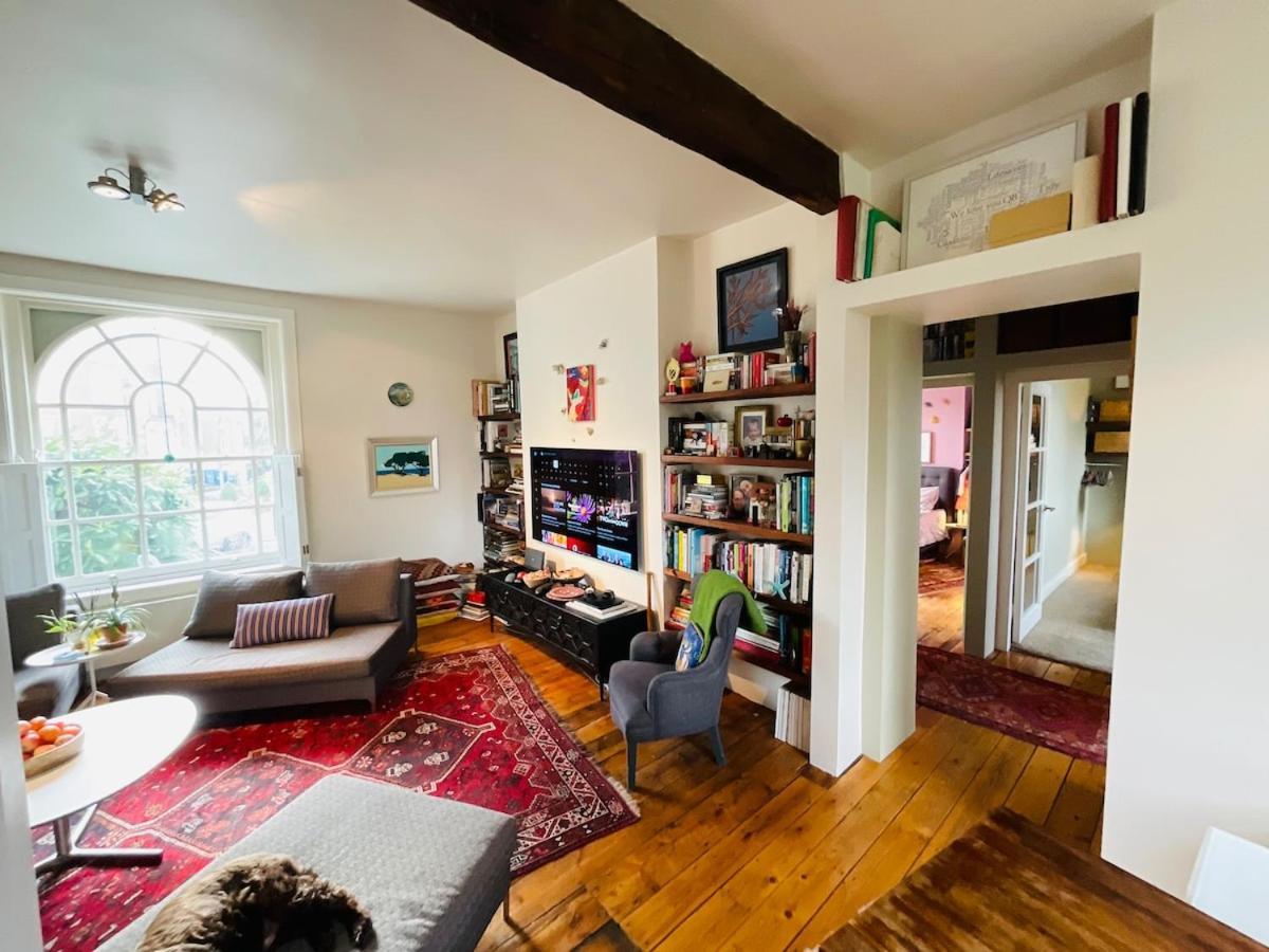 Apartment Stunning 2 Bedroom Flat For Families