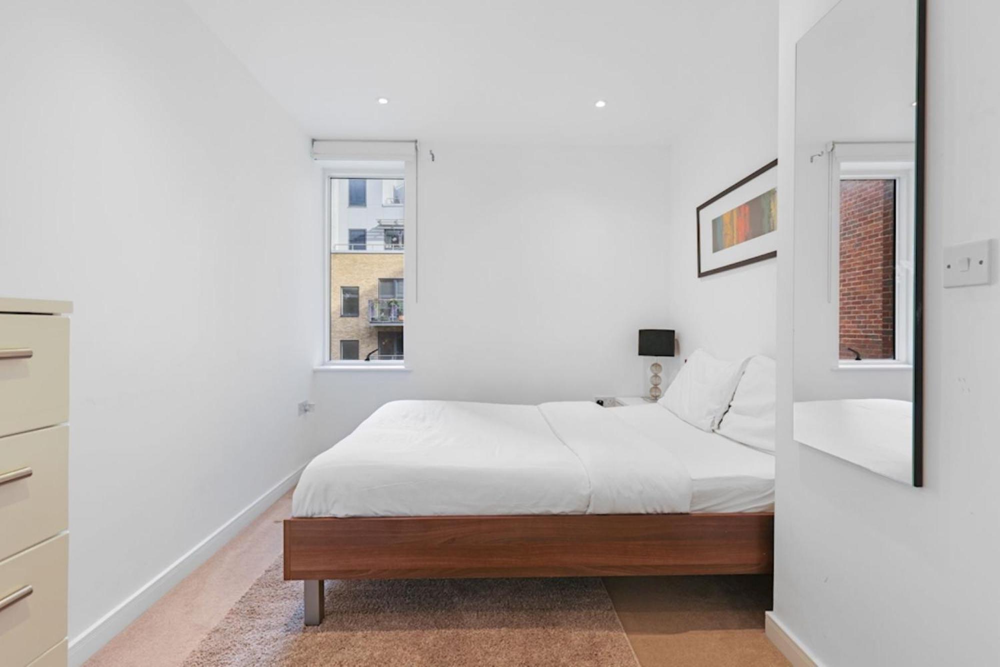East Side Wharf Apartment