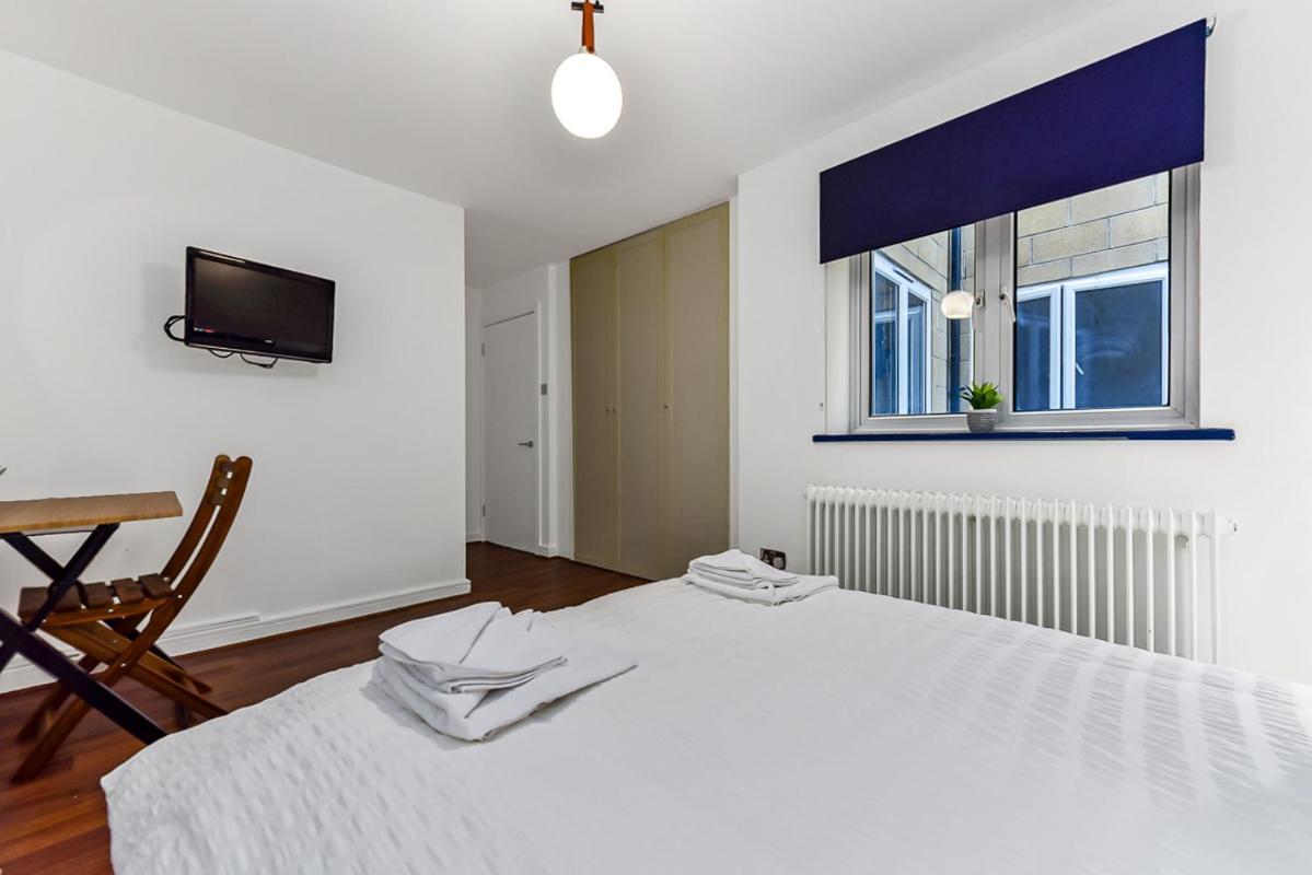 Bright And Spacious 2 Bed In *