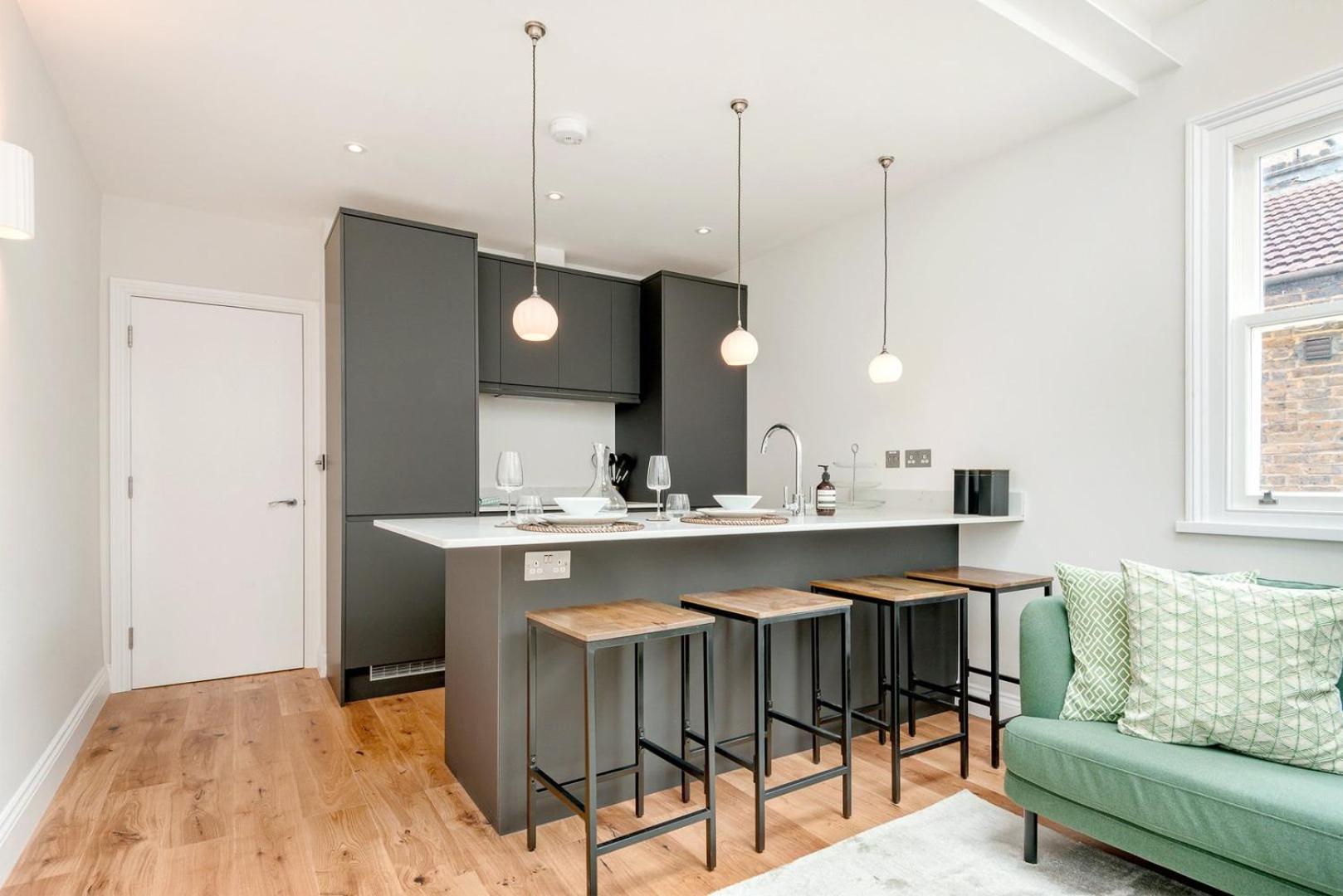 Lillie Road B Apartment