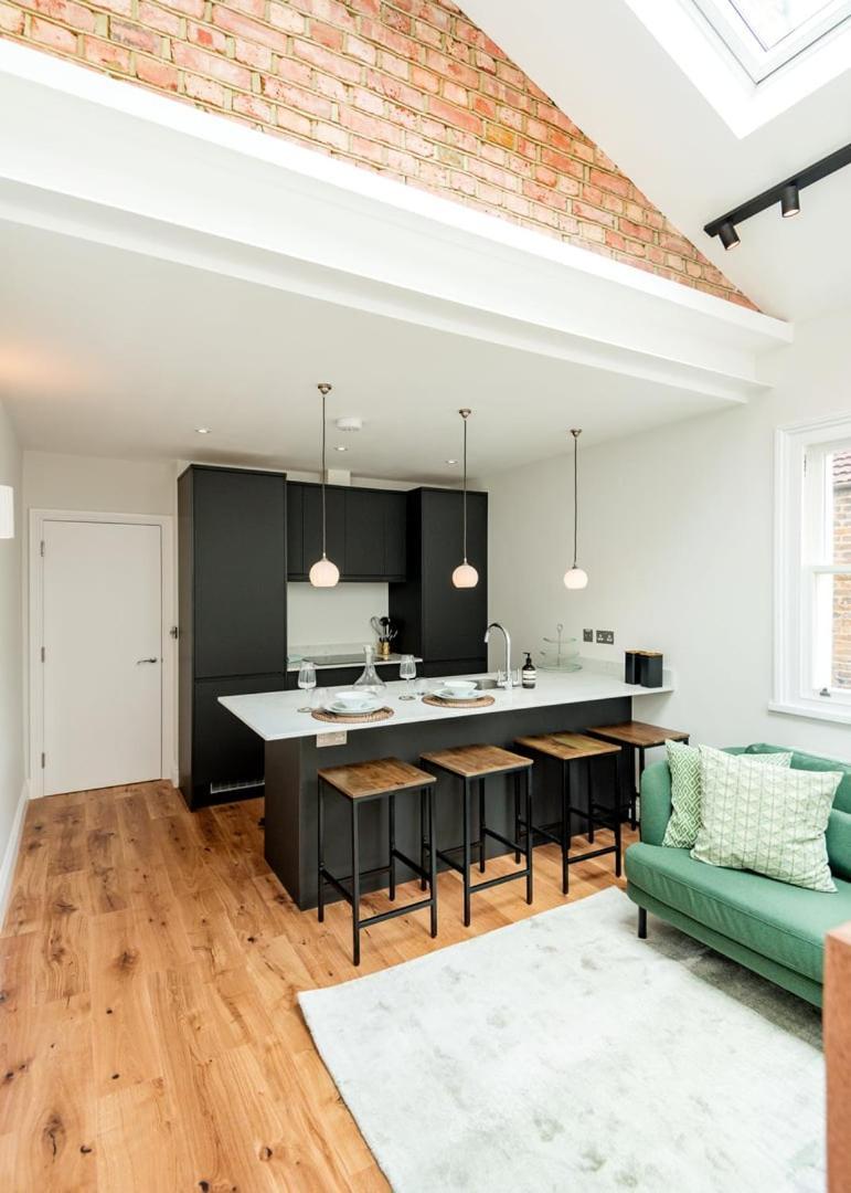 Apartment Lillie Road B London