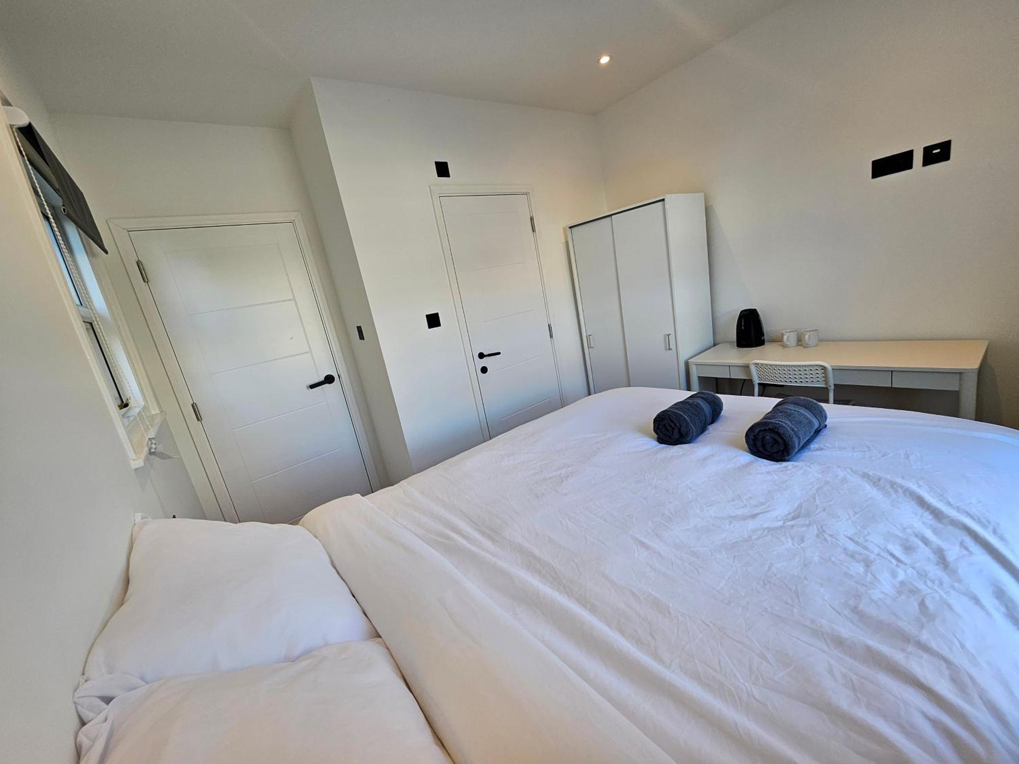 Starnest Shepherd's Bush Apartment London