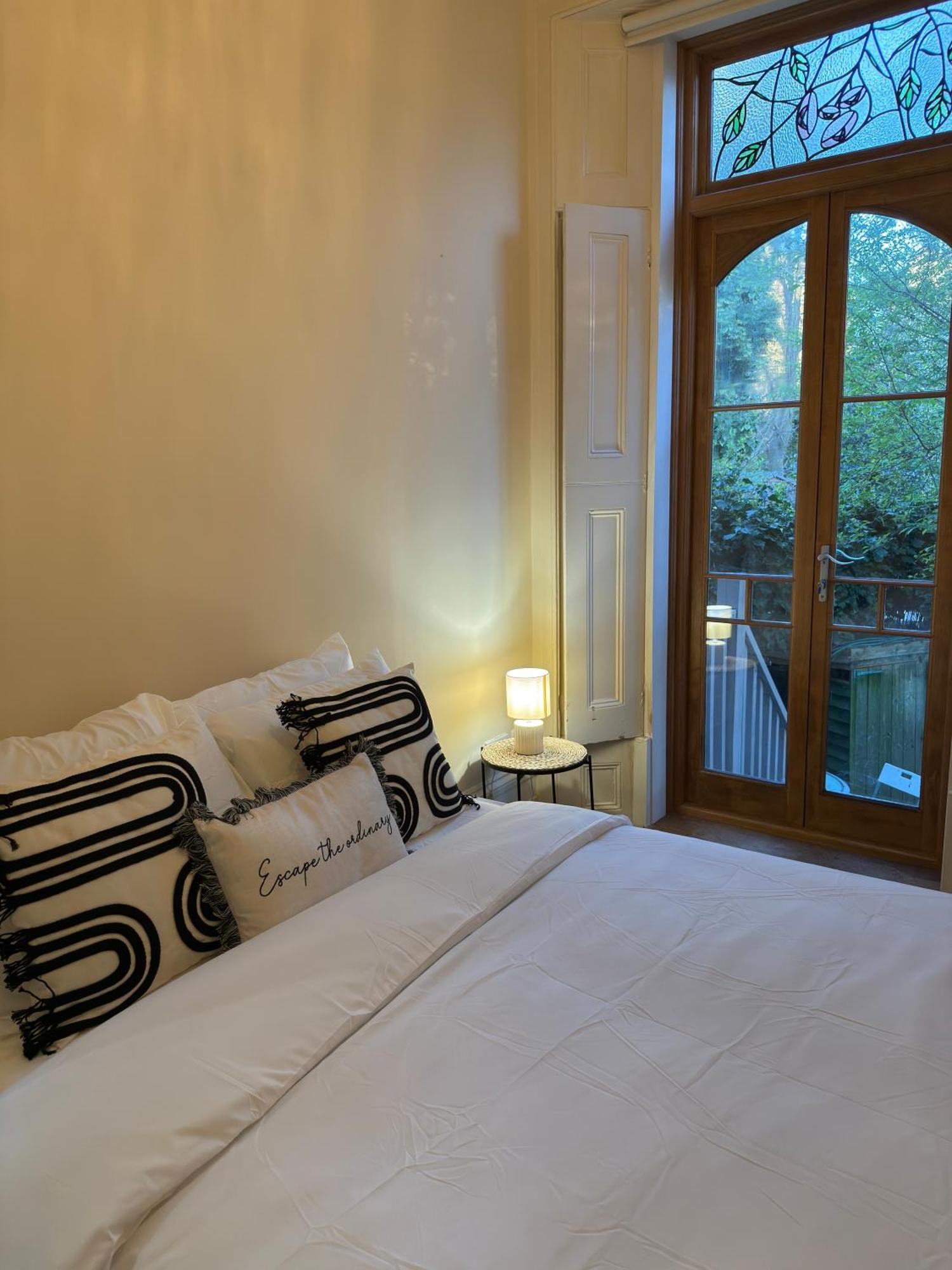 Amanah - 2 Bed Iconic Abbey Road Zone 2 Apartment London