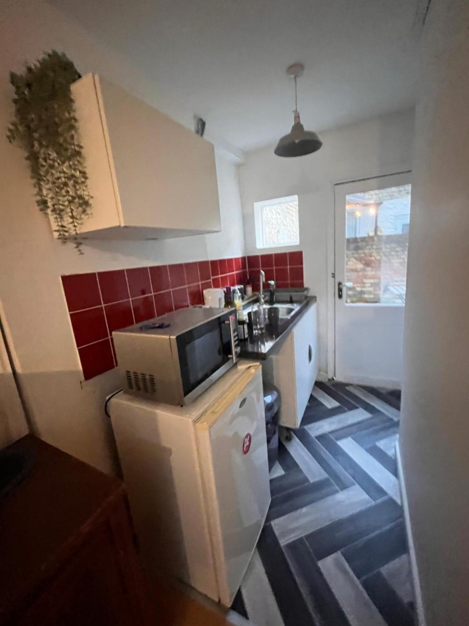 London Studio Apartment *