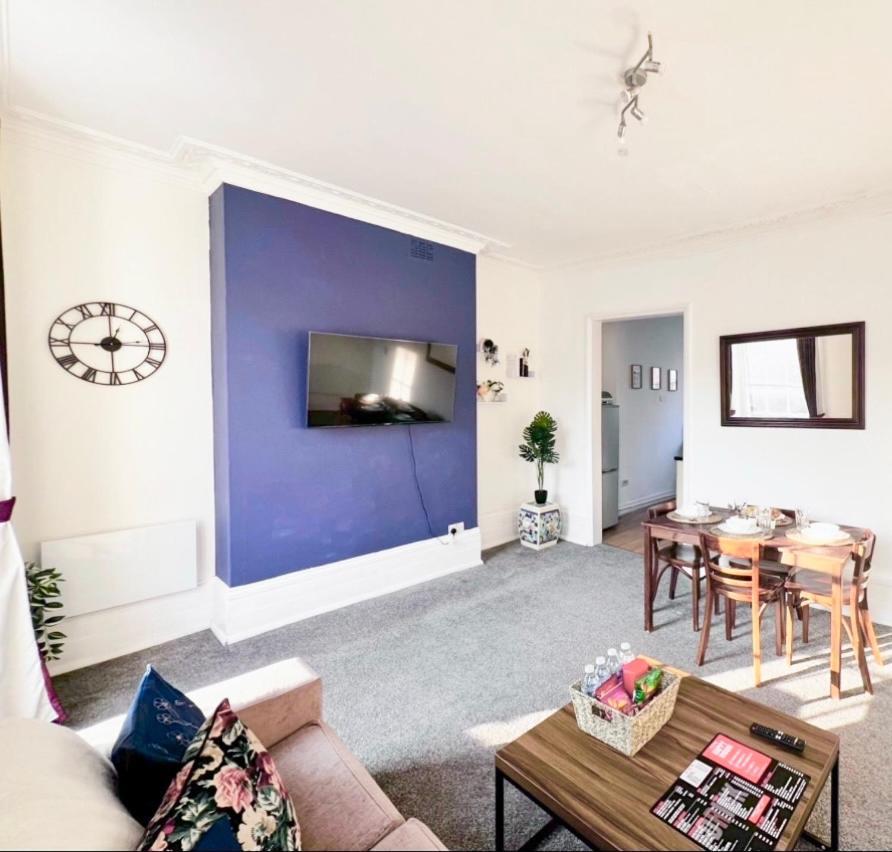 Apartamento - 10 Percent Reduced From Restaurant Bill Londres