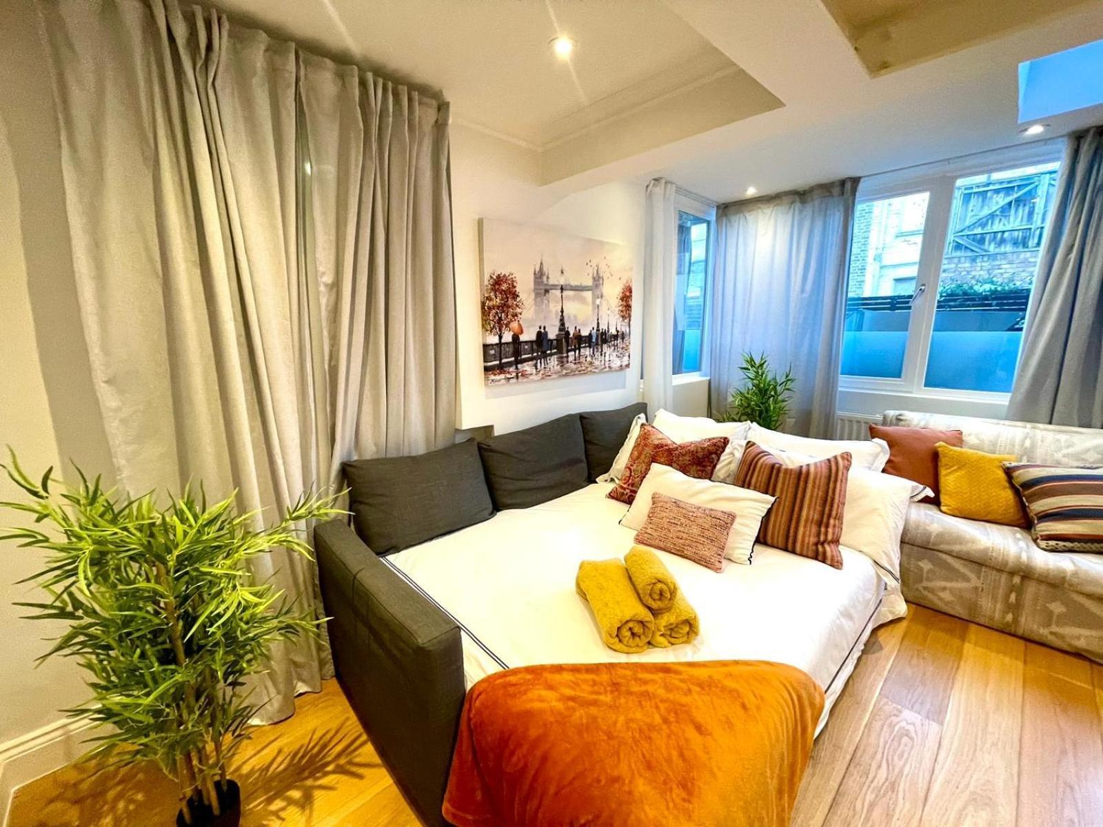 Private 2 Bedrooms Flat In Knightsbridge * London