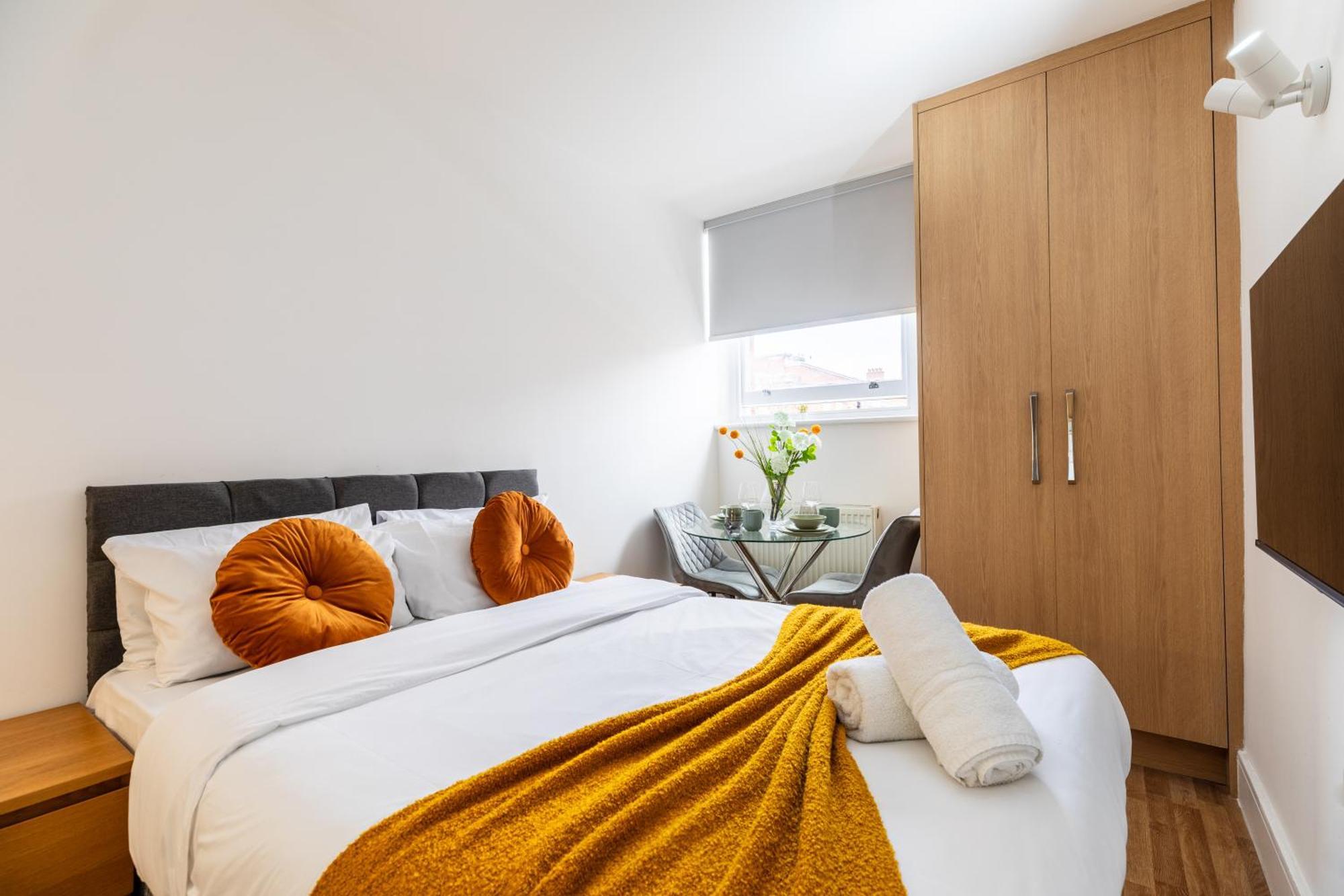 Apartment Clarges - Hsk