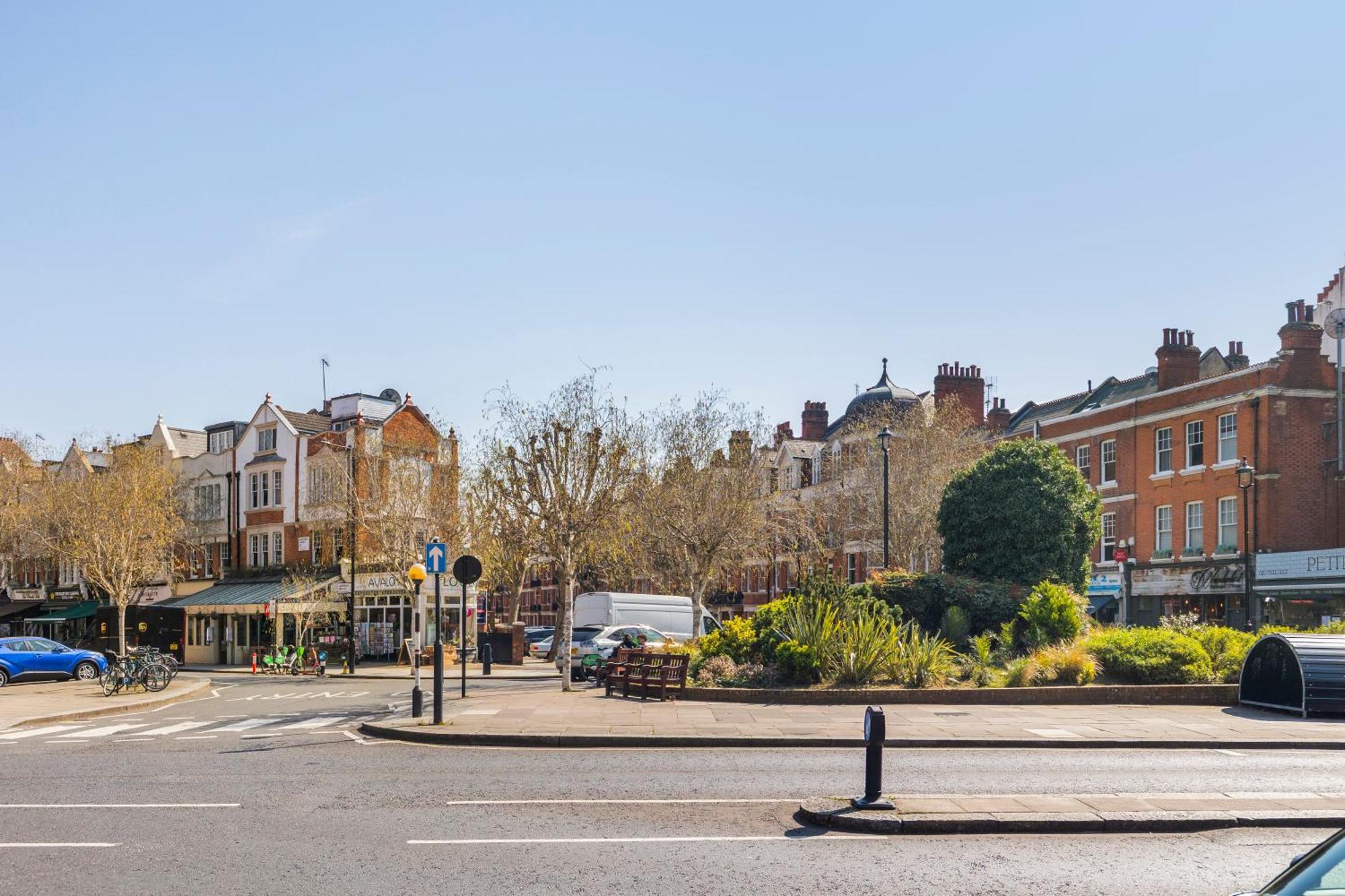 Apartment Luxury 3 Bedroom Flat 5 Min Walk To Maida Vale Tube Station *