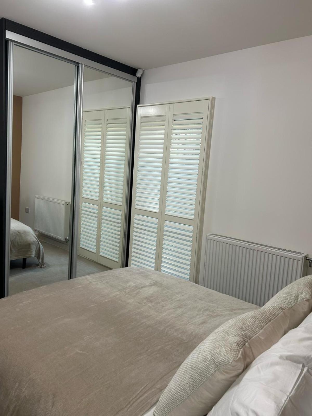 Modern 2-bedroom Flat Near Wembley - 9 Minutes From Park Royal Station * London