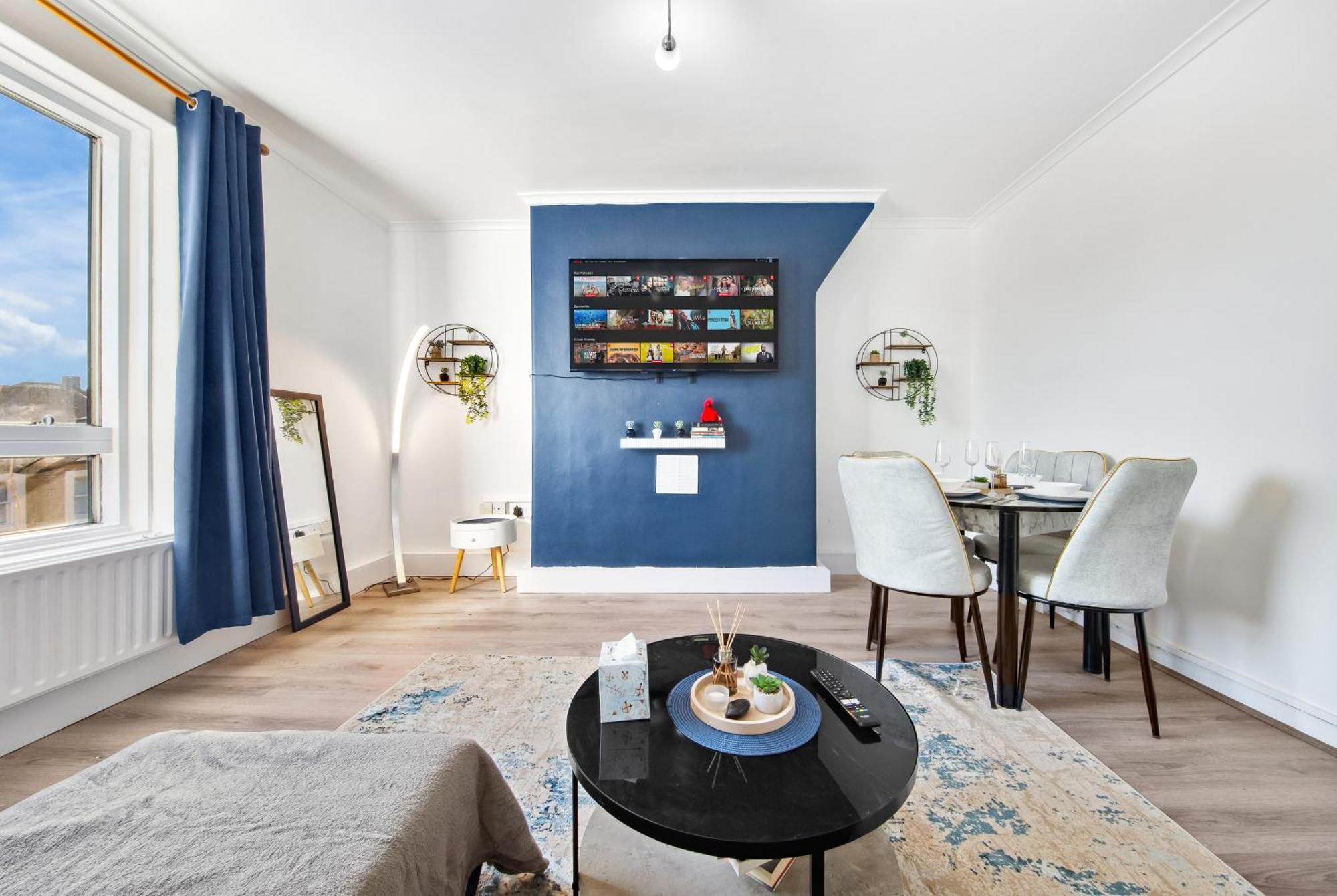 Apartment Modern 2 Bed Sleeps 7