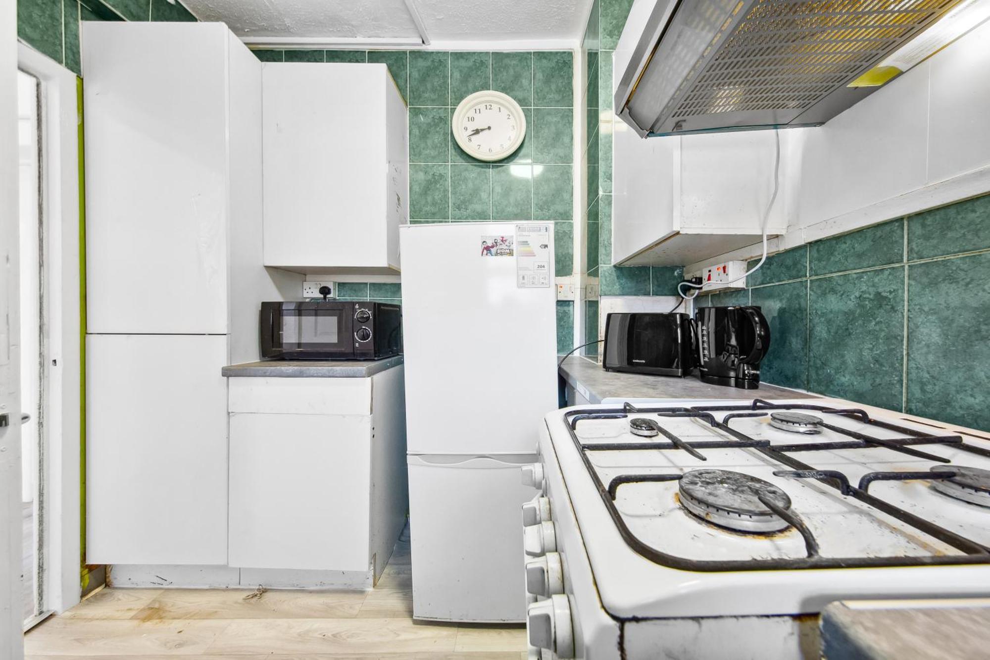 Apartment Modern 2 Bed Sleeps 7 *