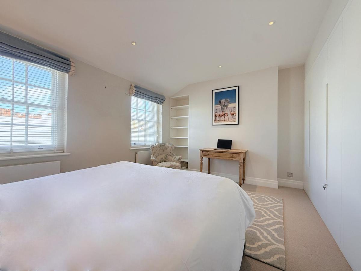 Pousada Stylish 3-bedroom Terrace House Near Earls Court *
