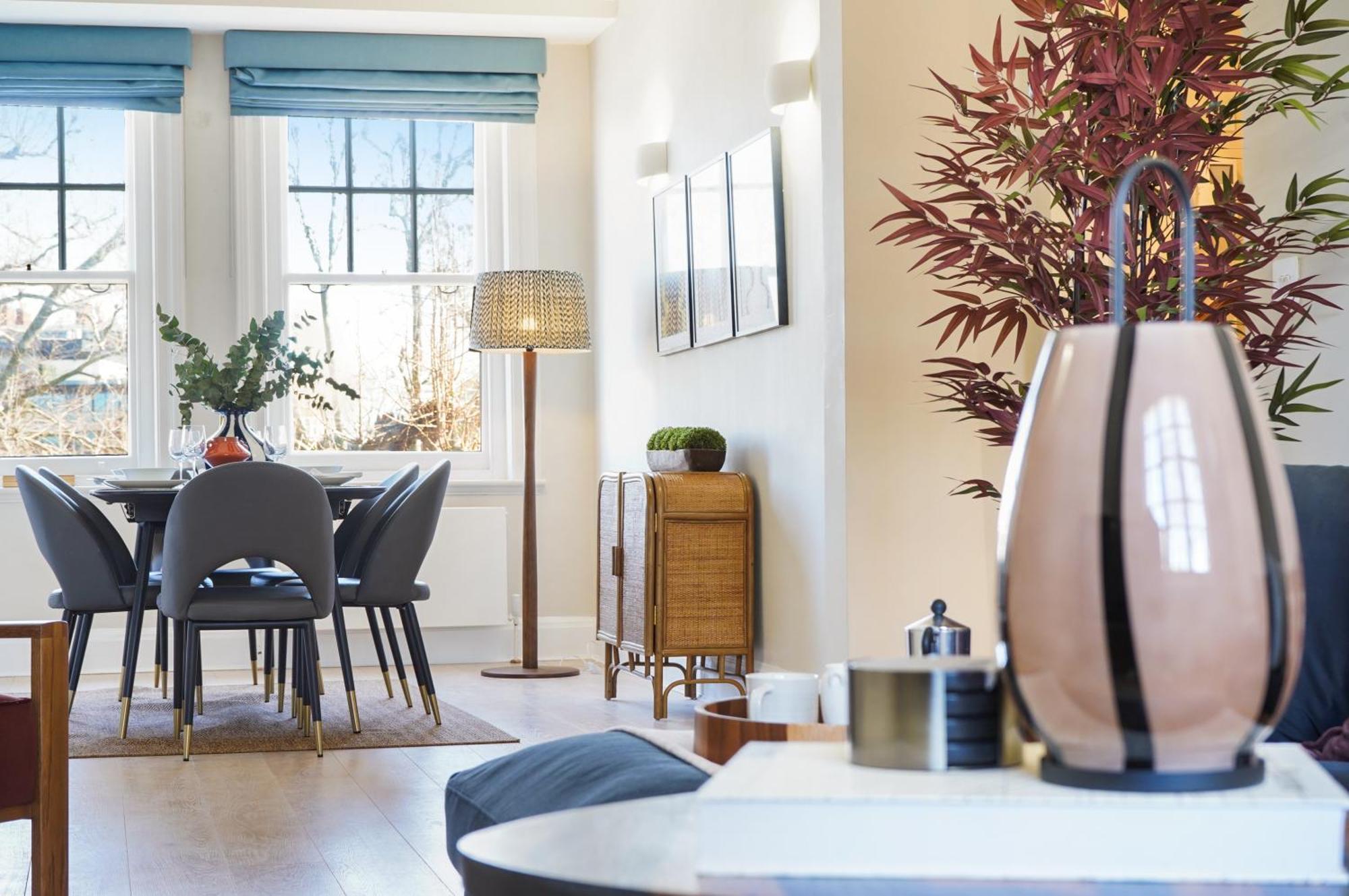 Stylish Family Near Kensington High Street * London