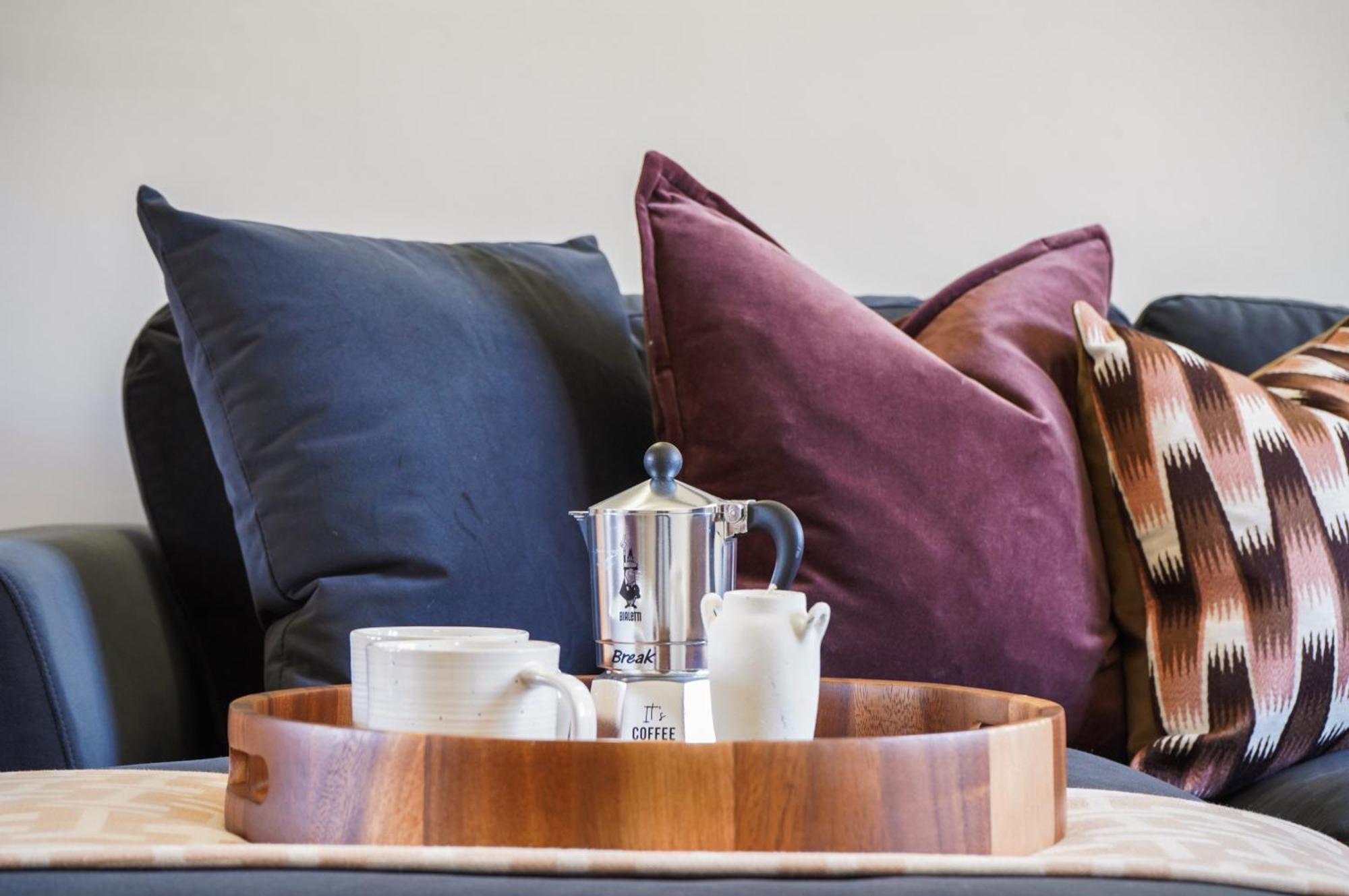 Stylish Family Near Kensington High Street Apartment *