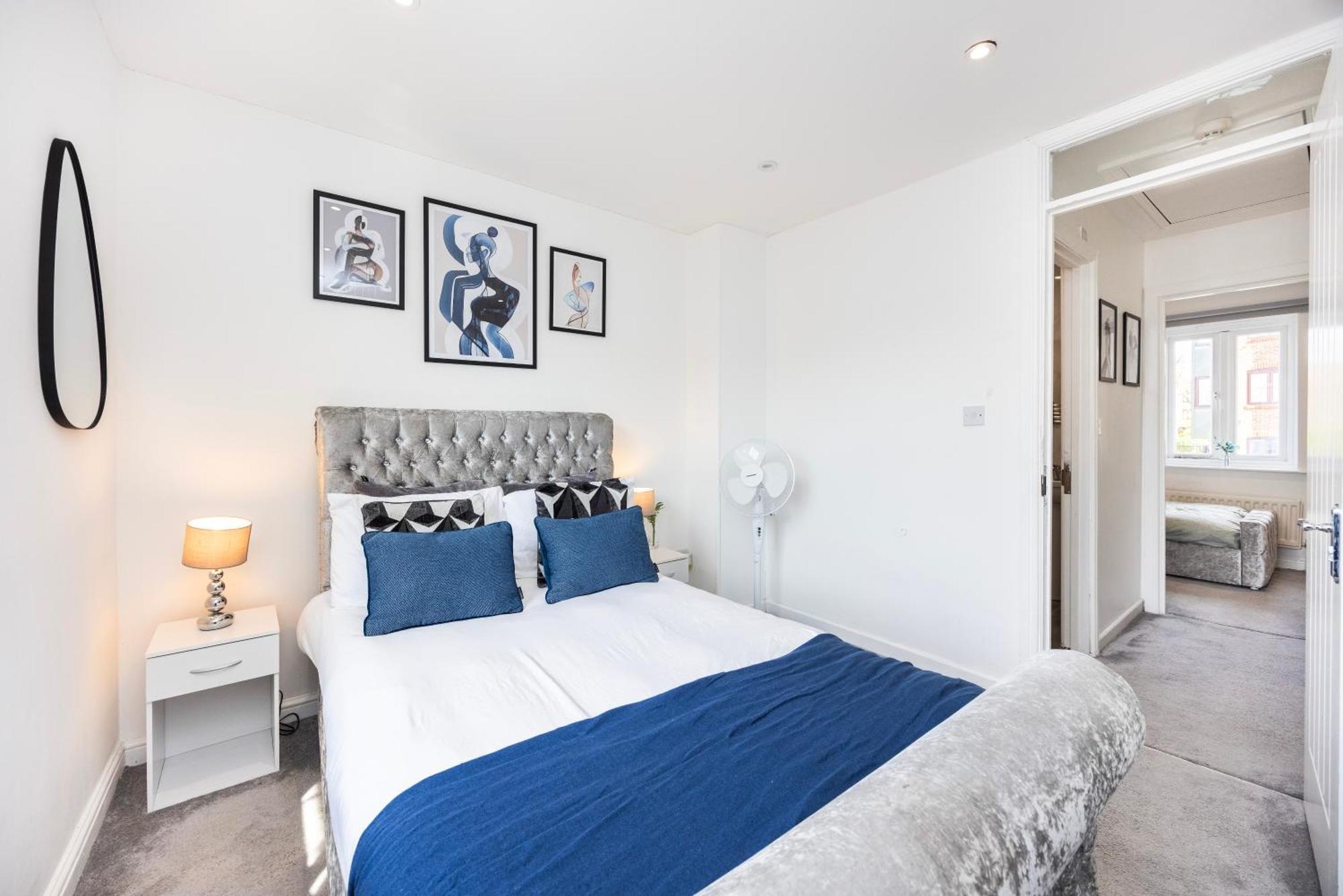 Stylish 2 Bedroom With Garden Free Parking Smart Tvs Close To Thames Riverside And Canary Wharf London