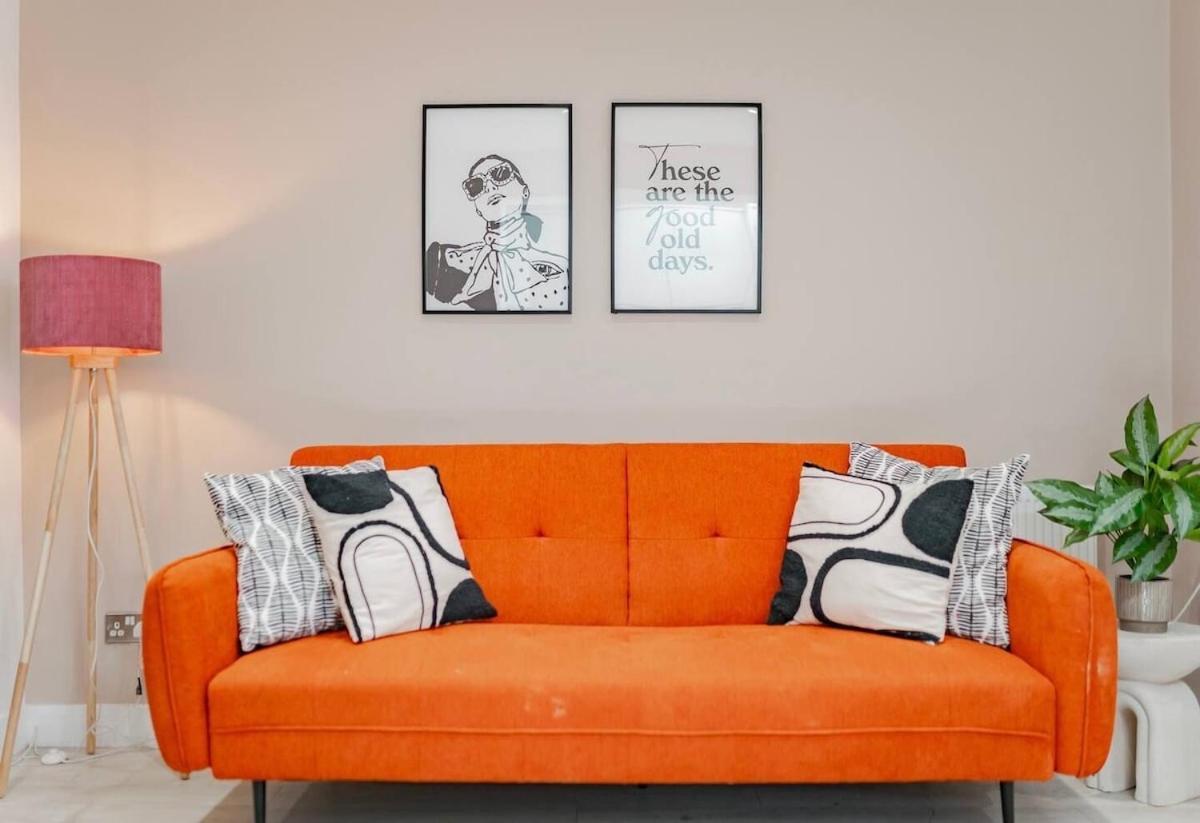 Apartment The Stylish Shamrock City Escape - Luxury Apt With Garden - Near Westfields - Sleeps 8 London