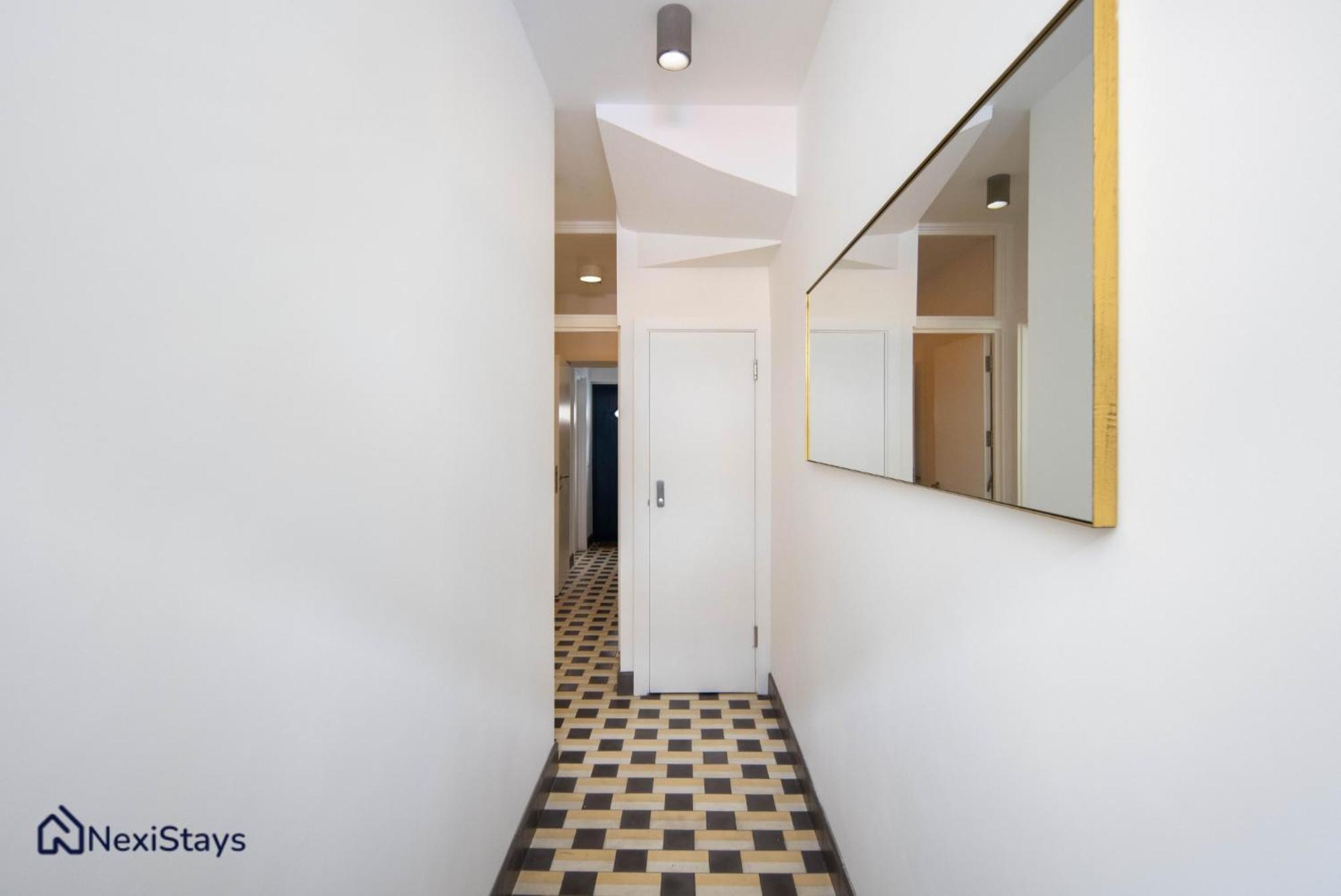Apartment 1 Min Walk To Euston Station, Modern Townhouse *