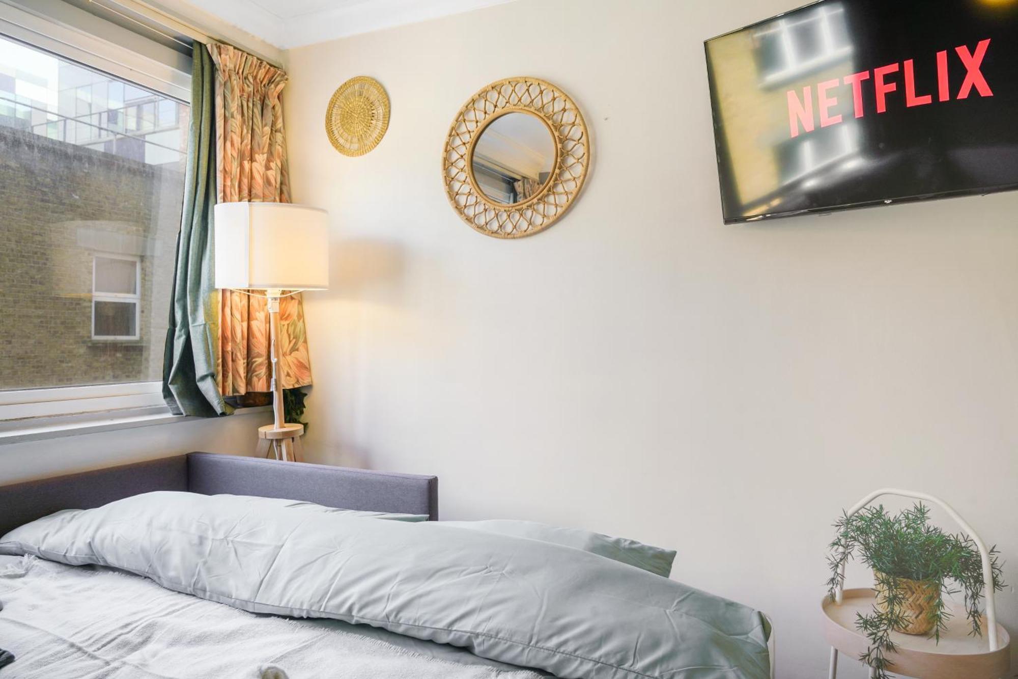 Luxury 2br - Steps From Oxford Circus & Soho Apartment