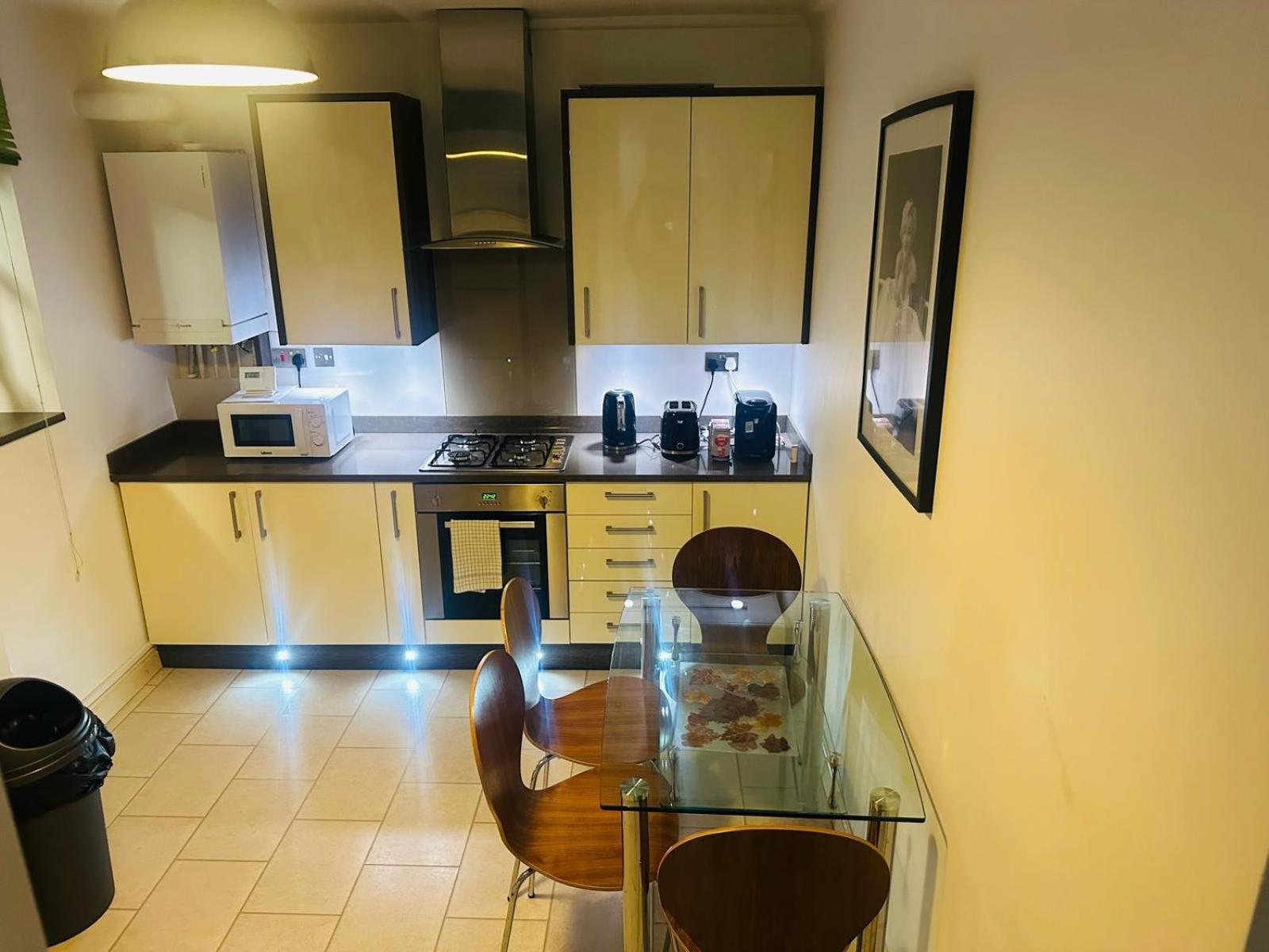 Lovely Quiet Spacious Around Little Venice Desirable Location Very By Ricky & Giustina Londres