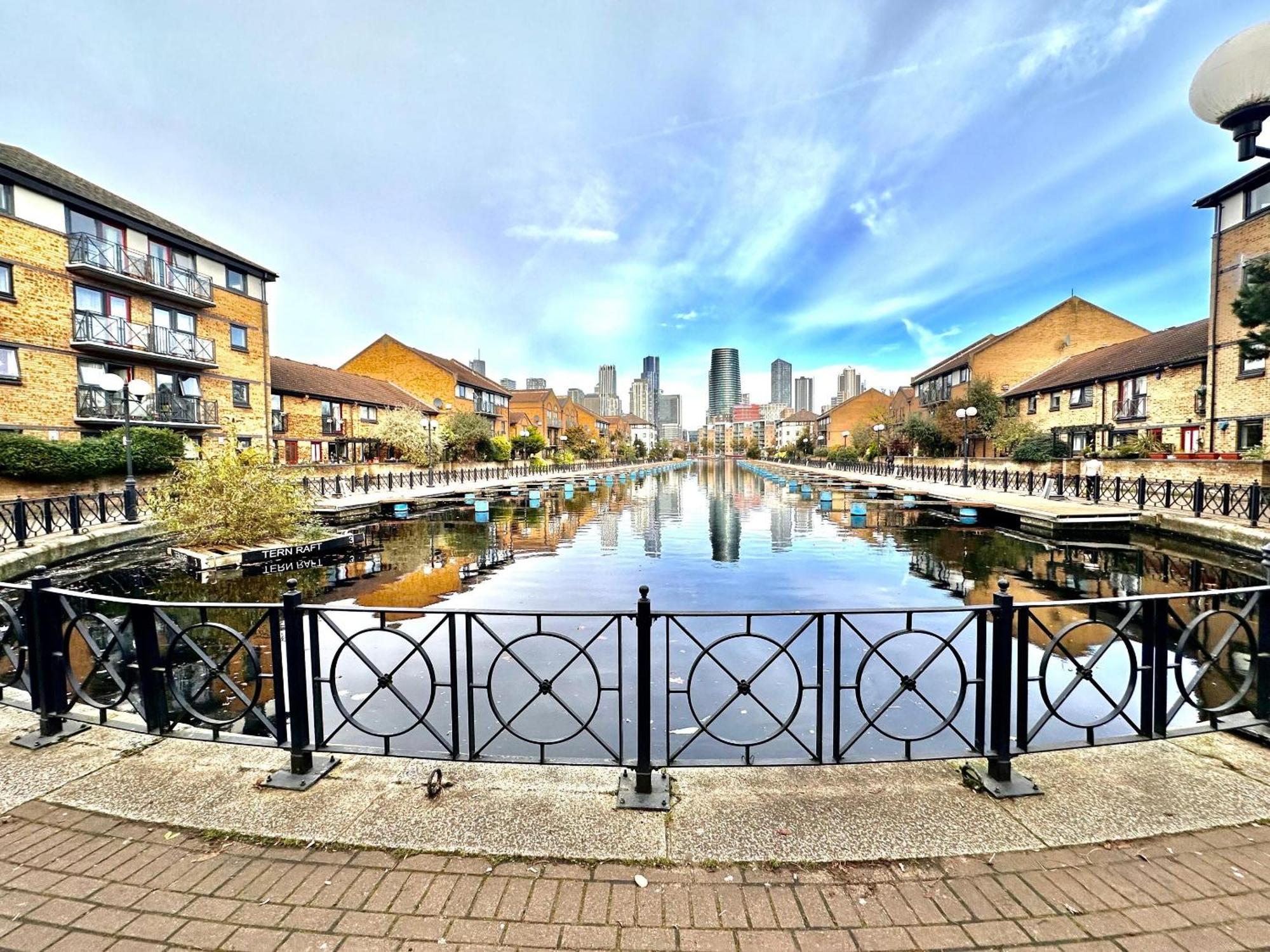 Cosy One Bedroom - Docklands London