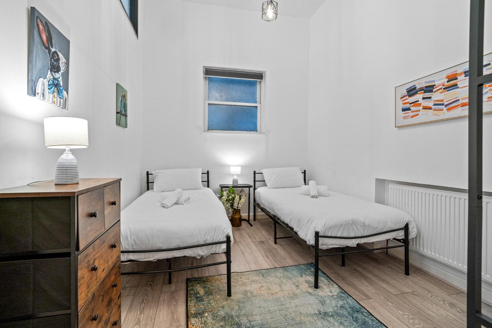 Charming 3br By Redcliffe Gdns Casa de férias