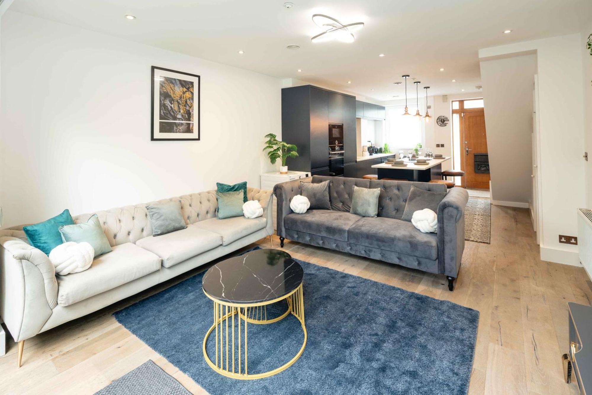Gorgeous 3br 2bath House In O2 Greenwich With Parking Holiday home