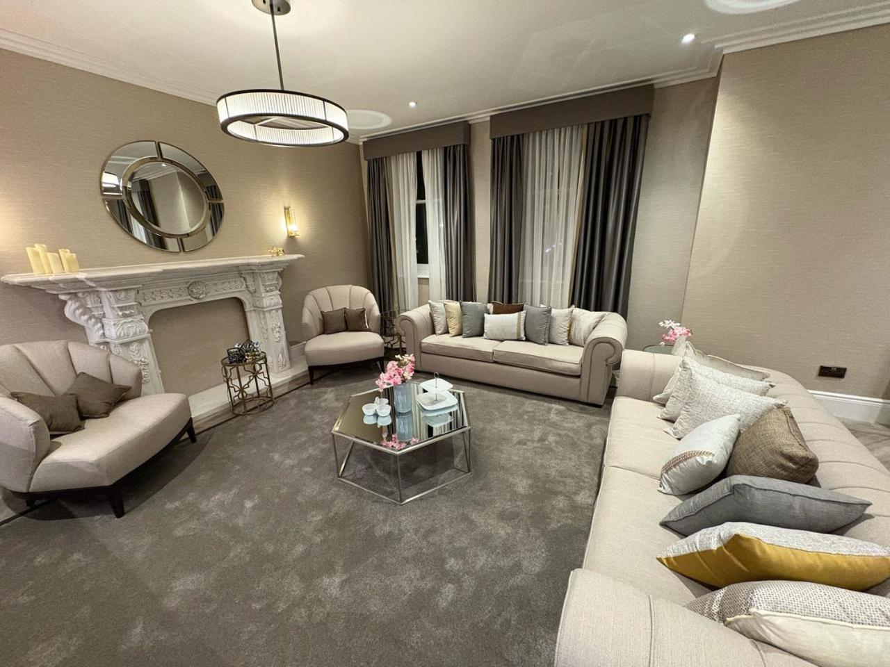 Charles Of Mayfair Apartment