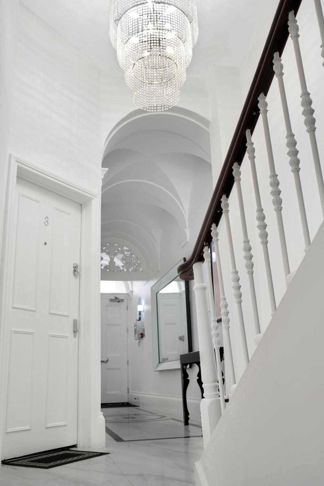 Oxford Street Homestay London