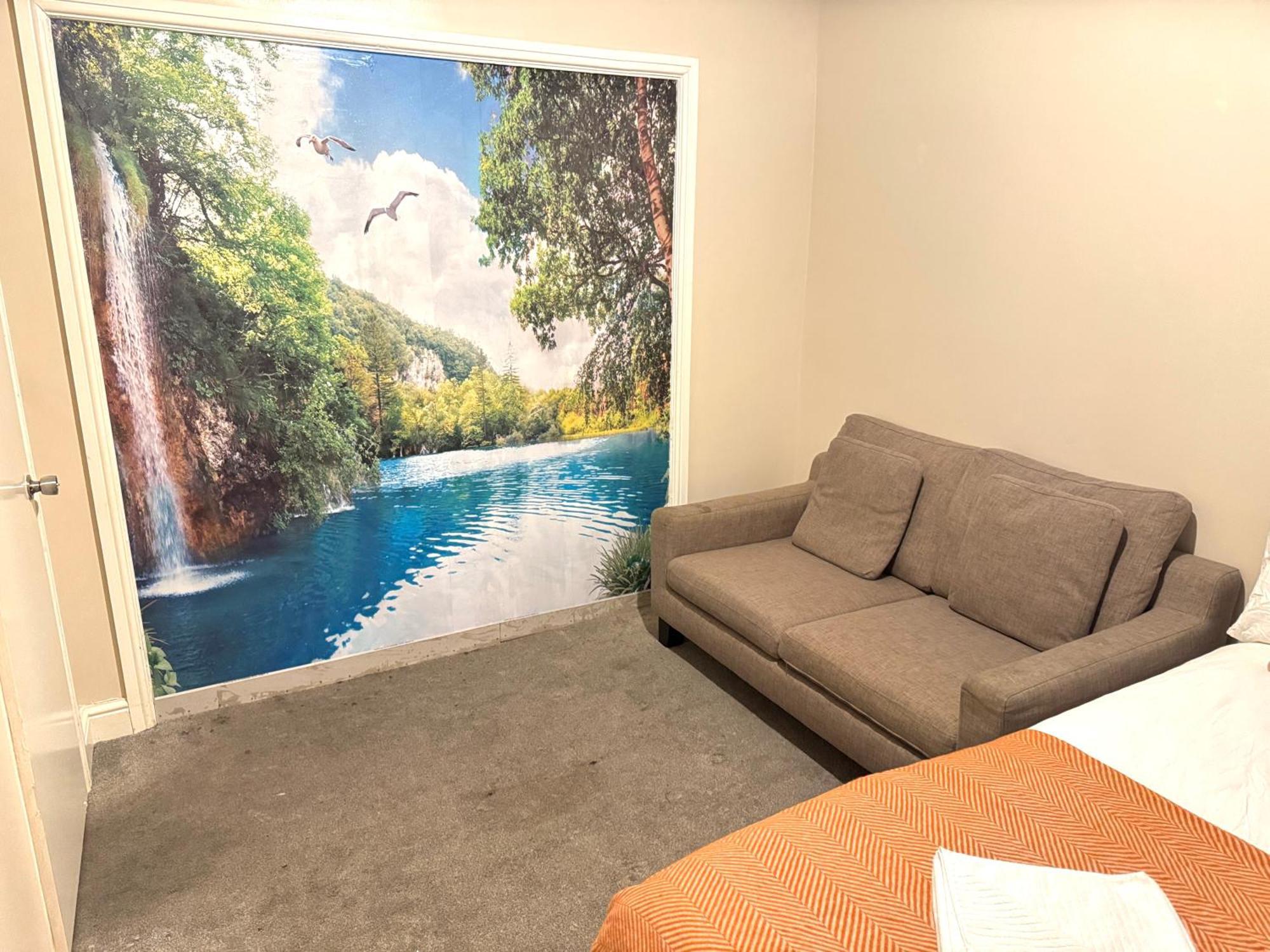 Homestay Private Bedrooms In Finsbury Park Station London