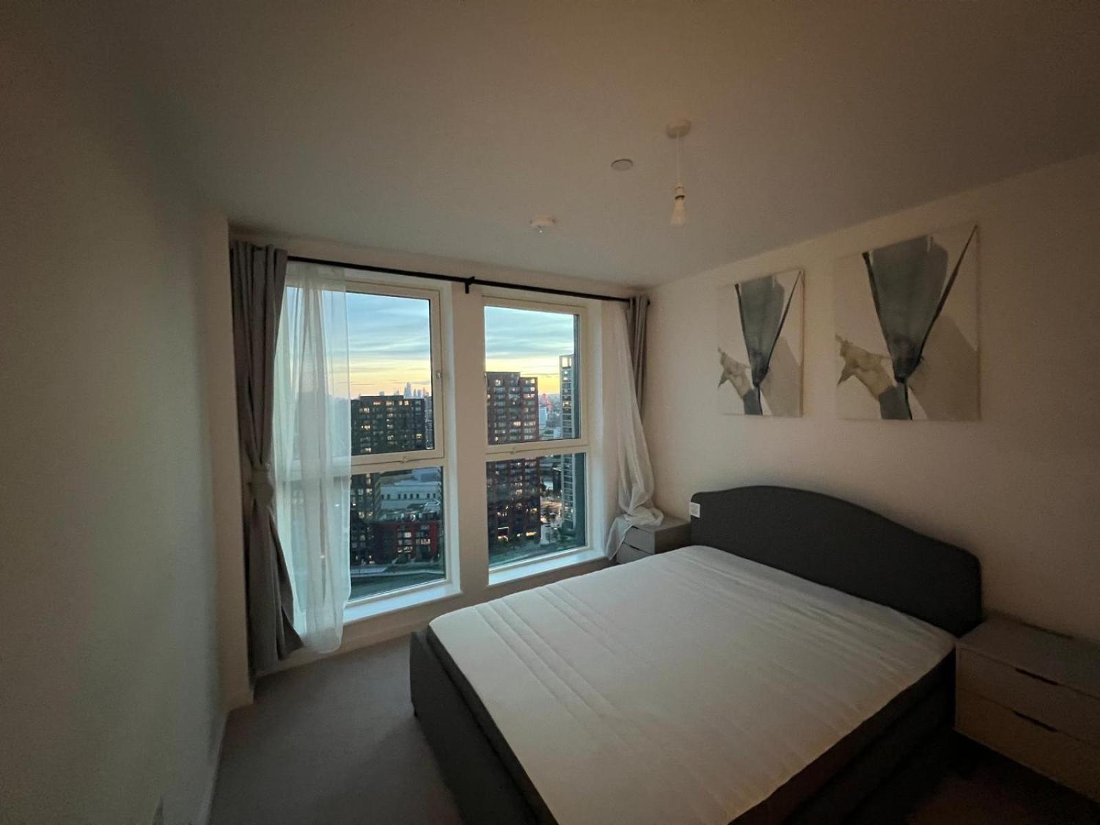 Ac Luxe Penthouse With Free Parking London