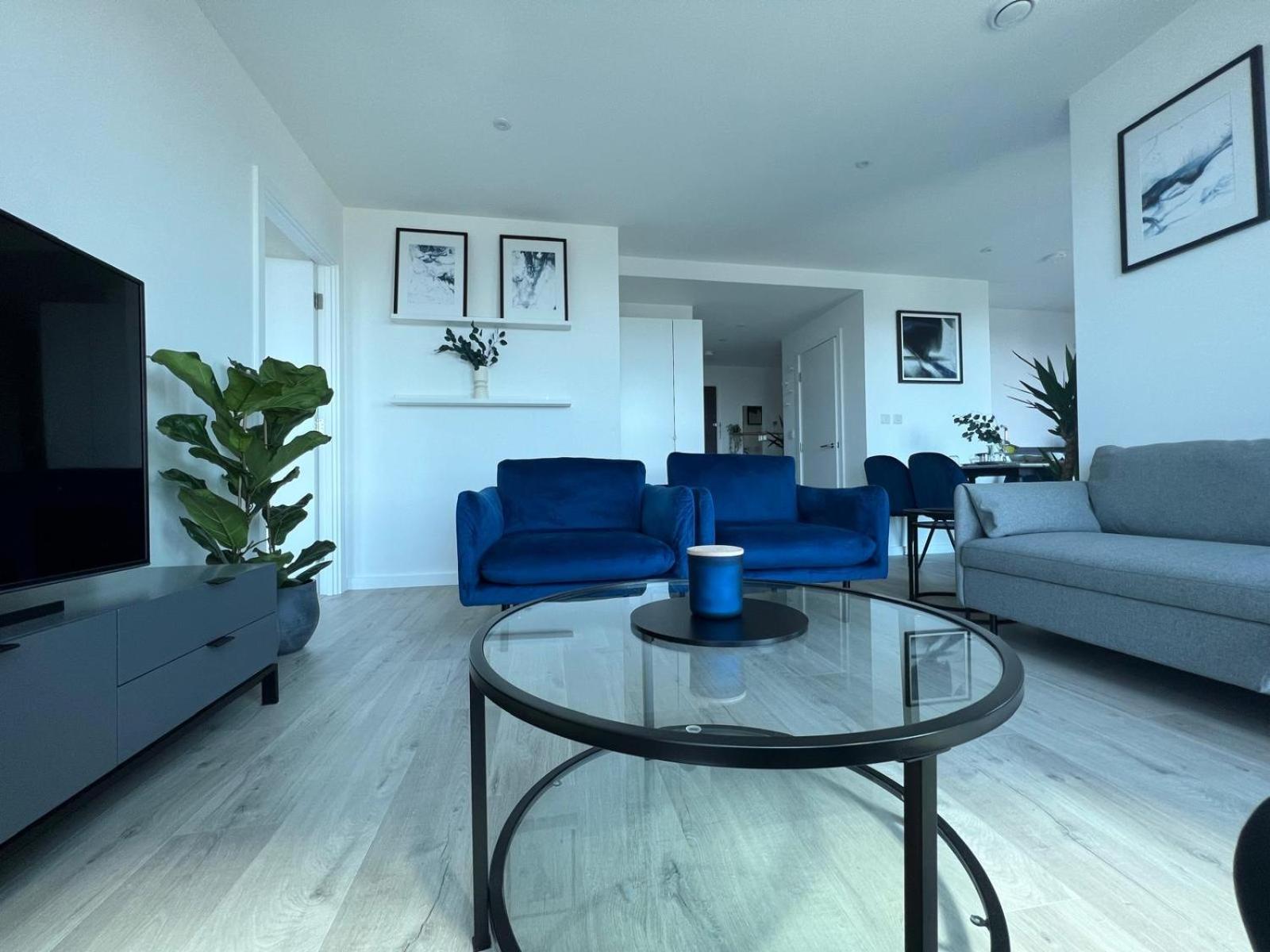 Ac Luxe Penthouse With Free Parking Apartment