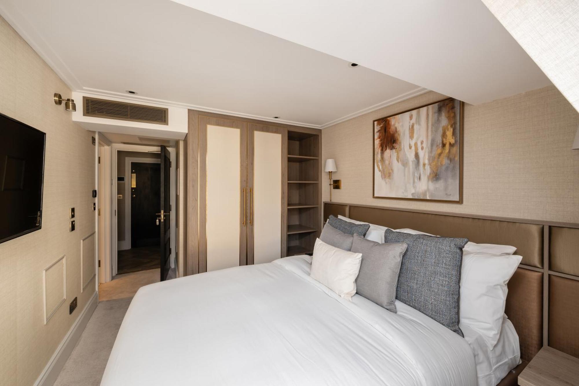 Charles Of Mayfair London