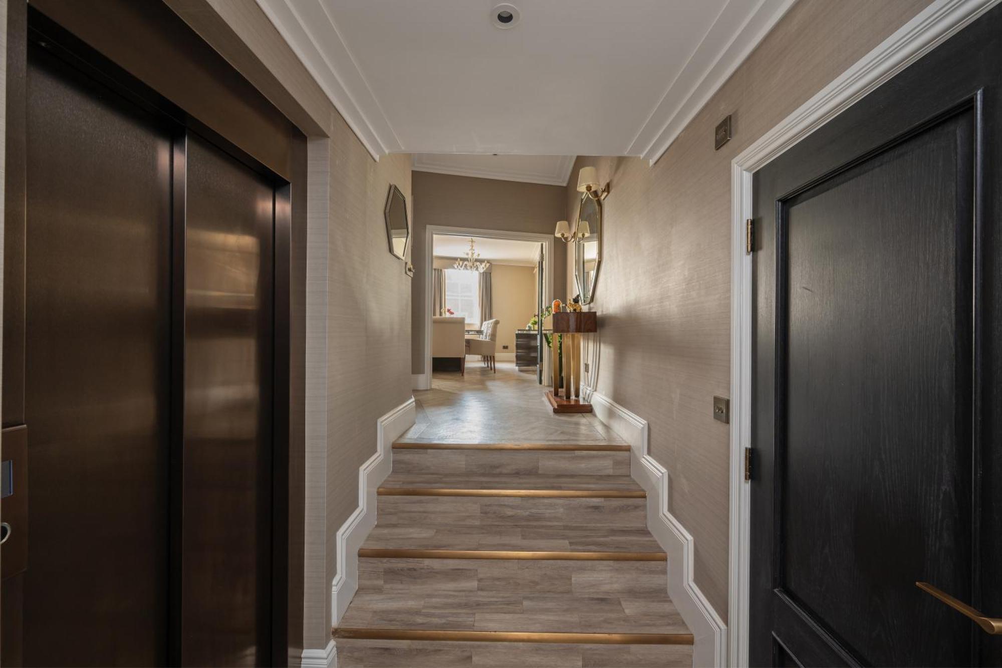 Charles Of Mayfair Apartment London