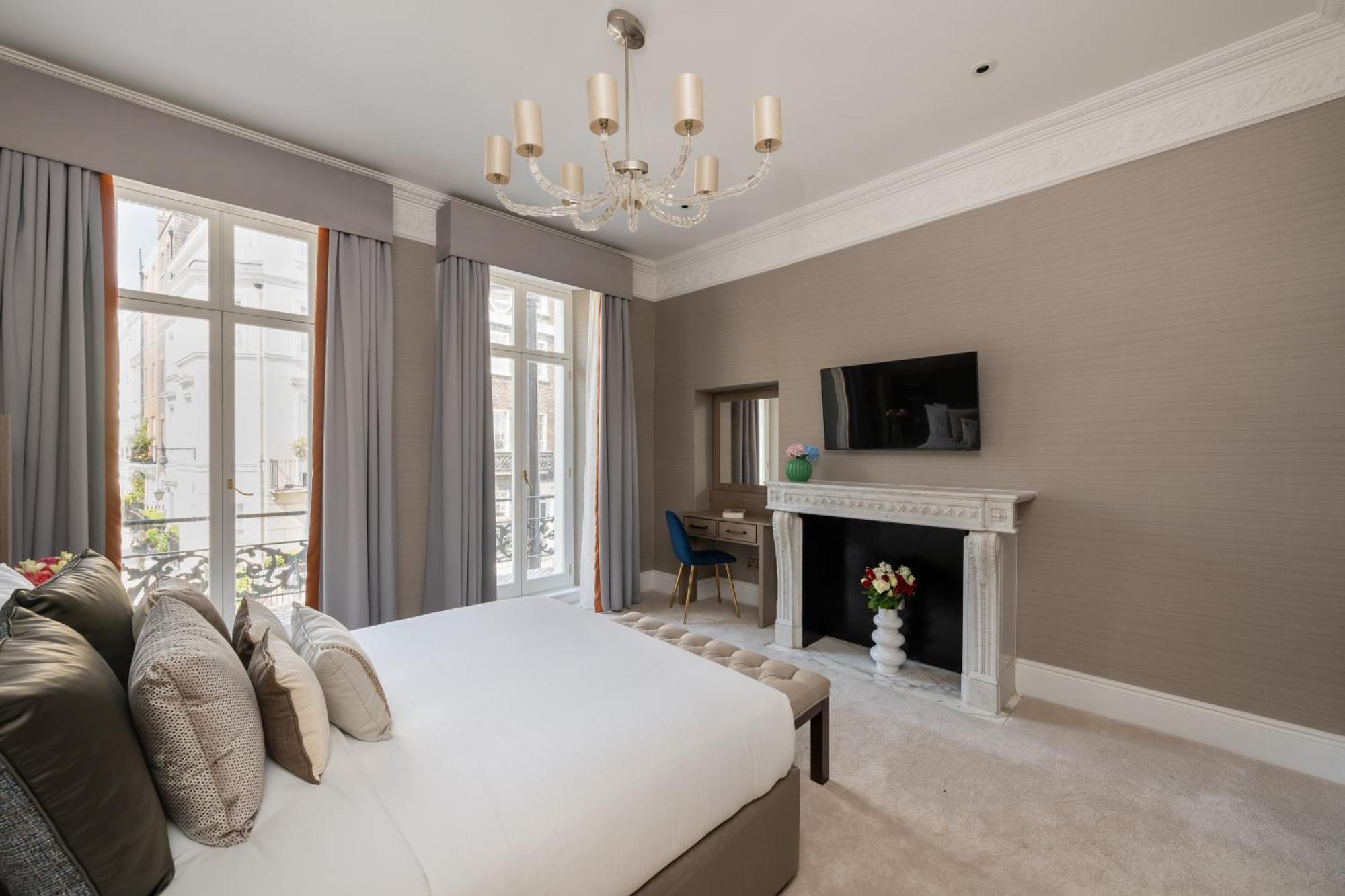 Charles Of Mayfair